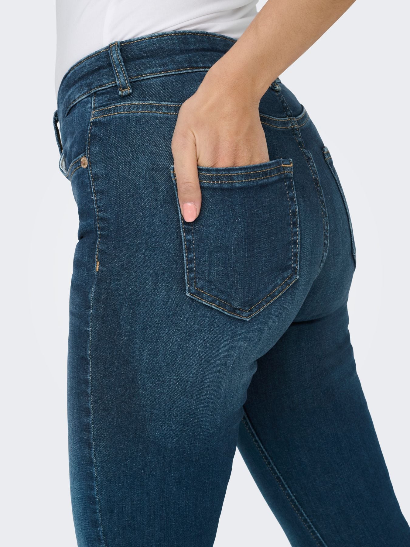 ONLBLUSH MID FLARED DNM REA260 NOOS