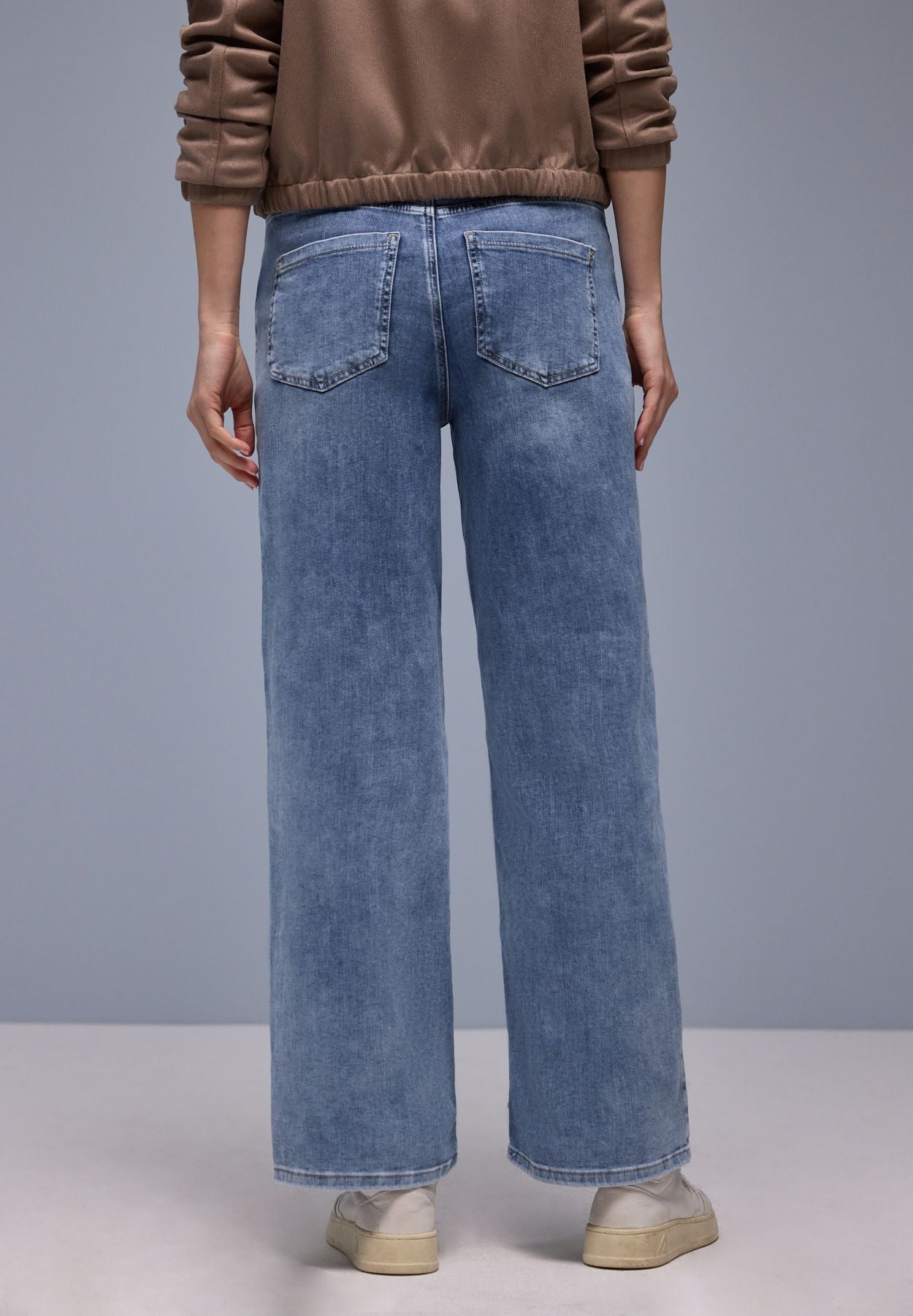 Wide Leg Jeans