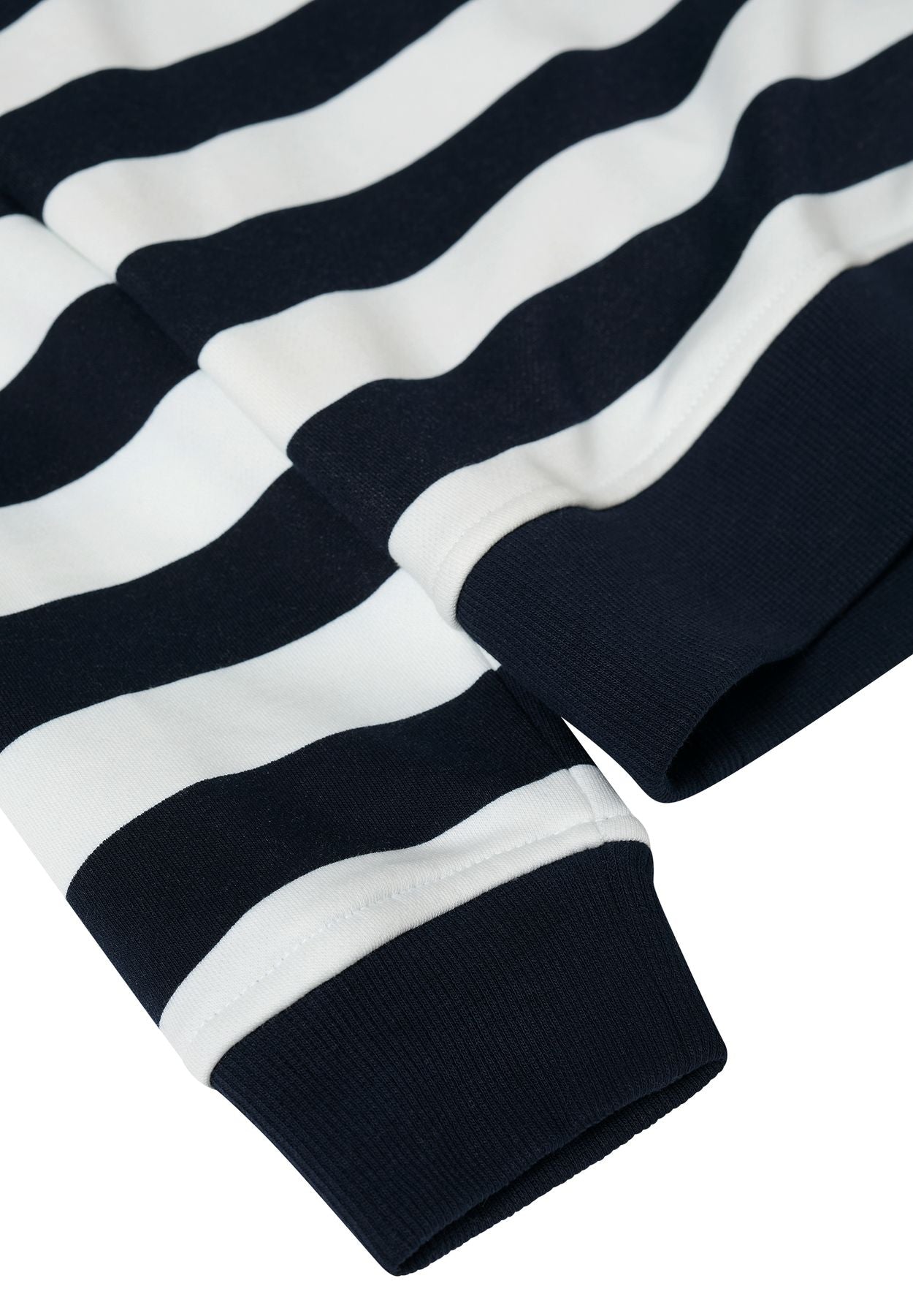 Gestreiftes Sweatshirt