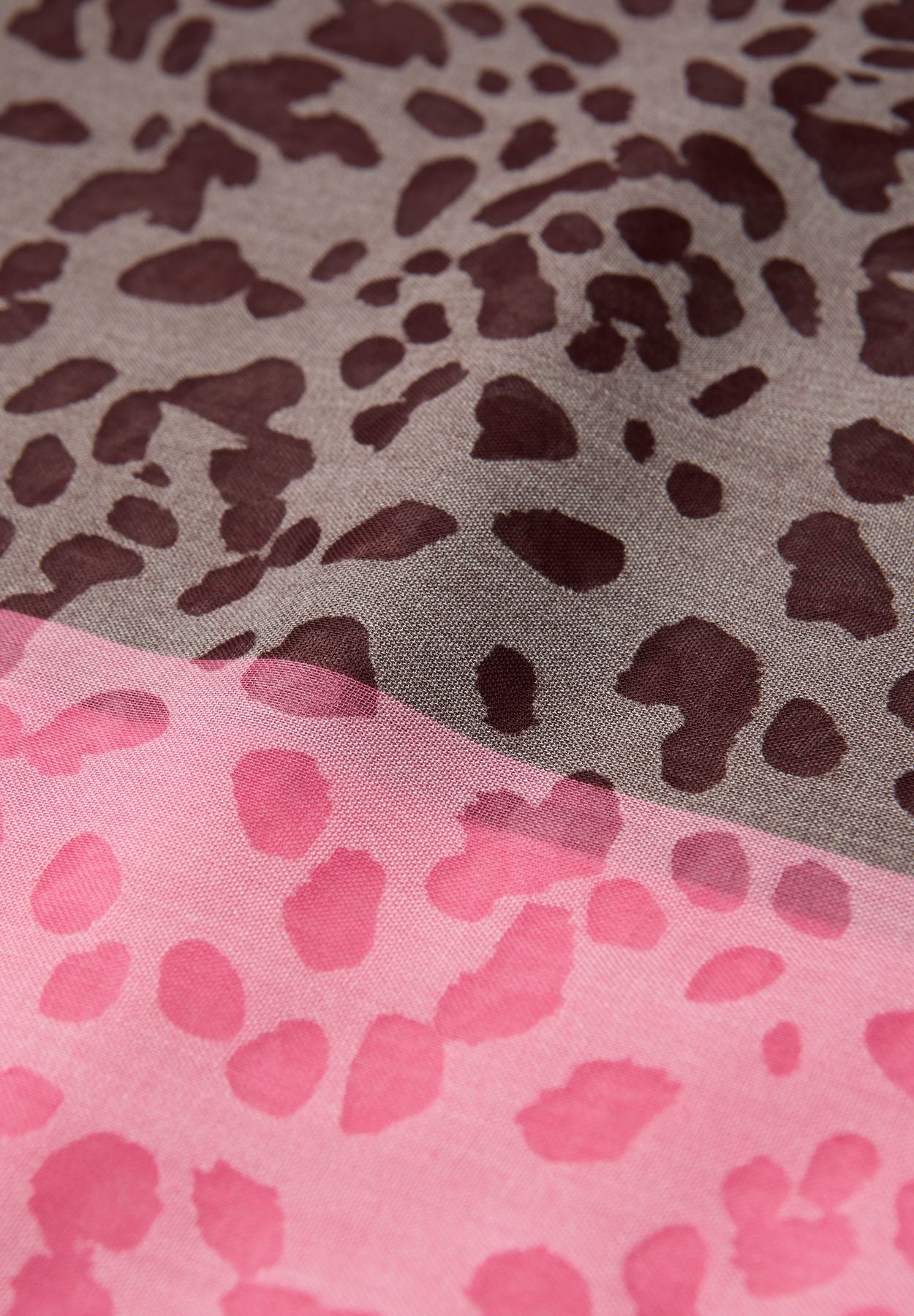 Gemusterter Loop Schal