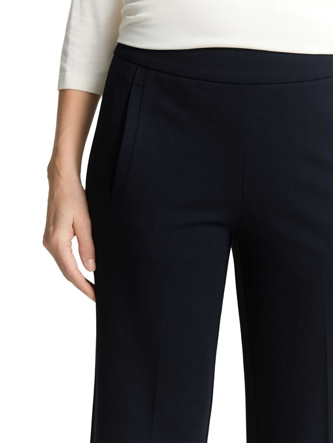 TTMIA STRAIGHT Cropped Hose