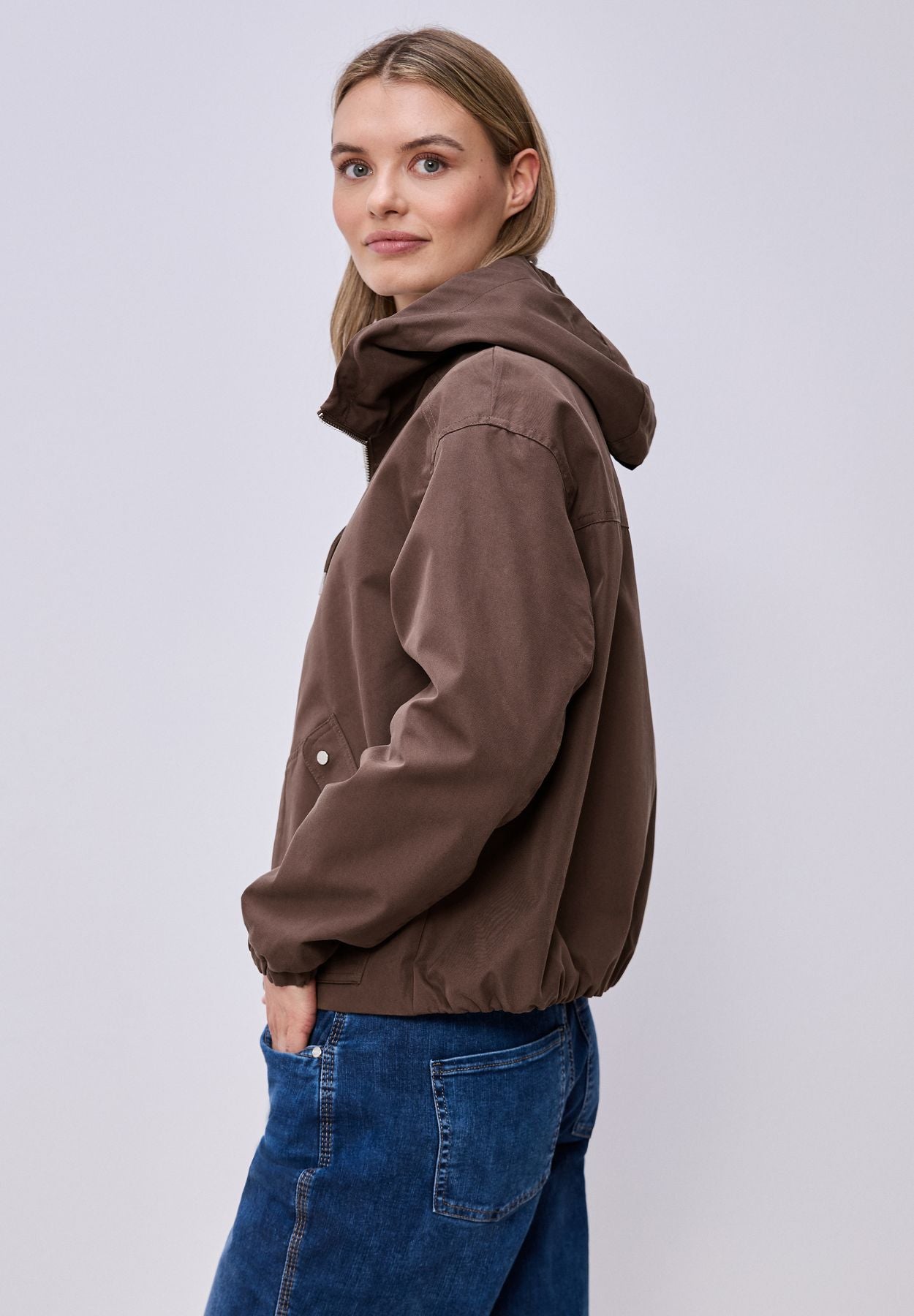 Kurze Jacke