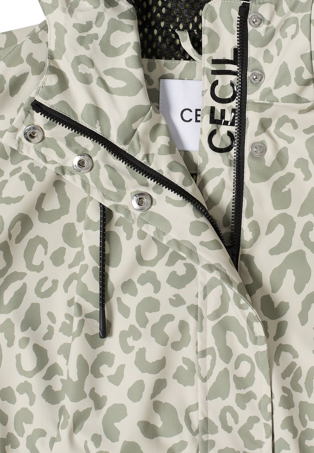 Windbreaker mit Hoodie