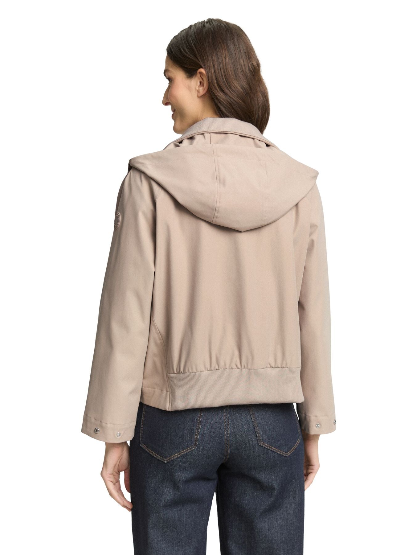 Ultralight Short Parka aus wasserabweisendem Material