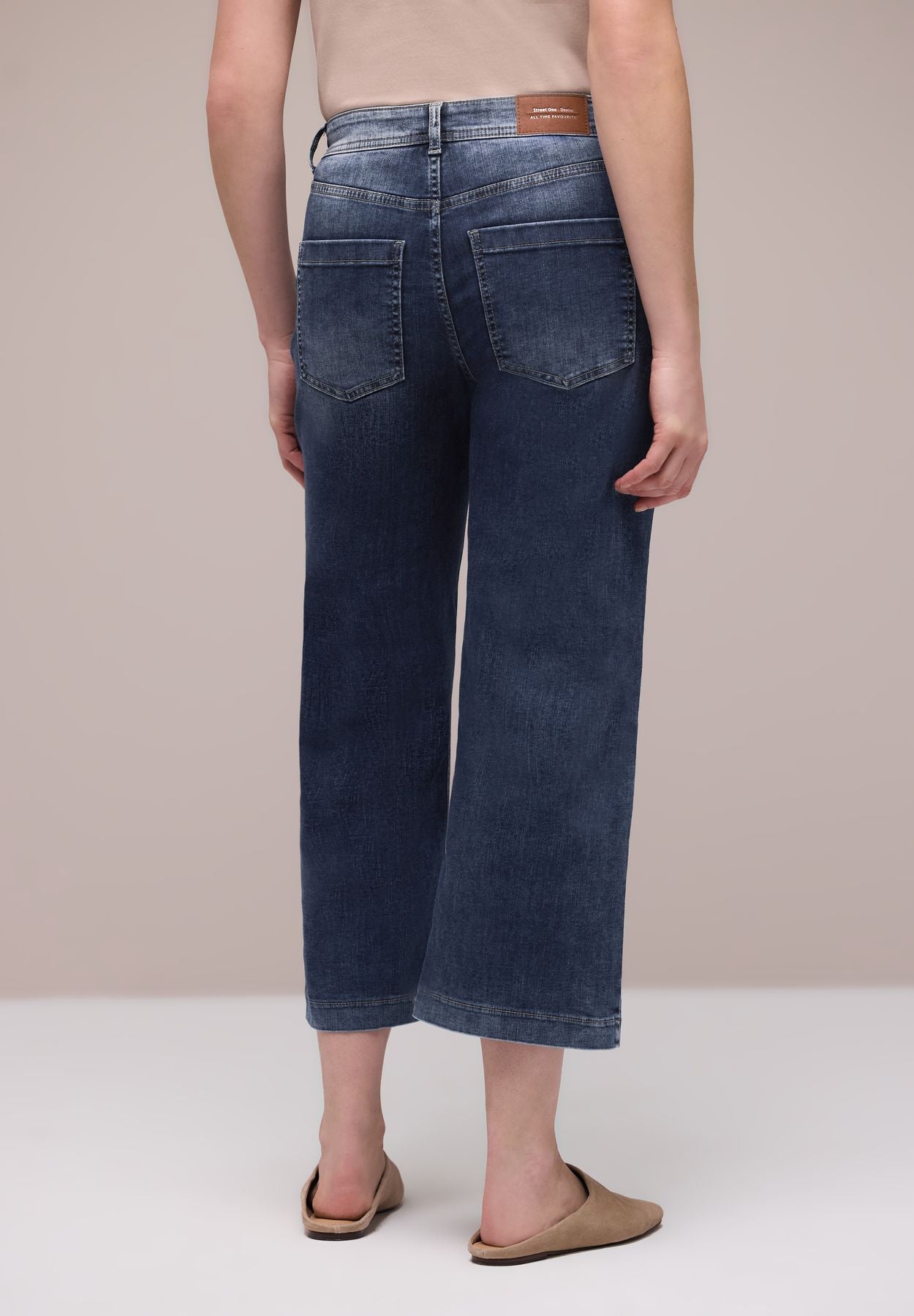 Wide Leg Jeans