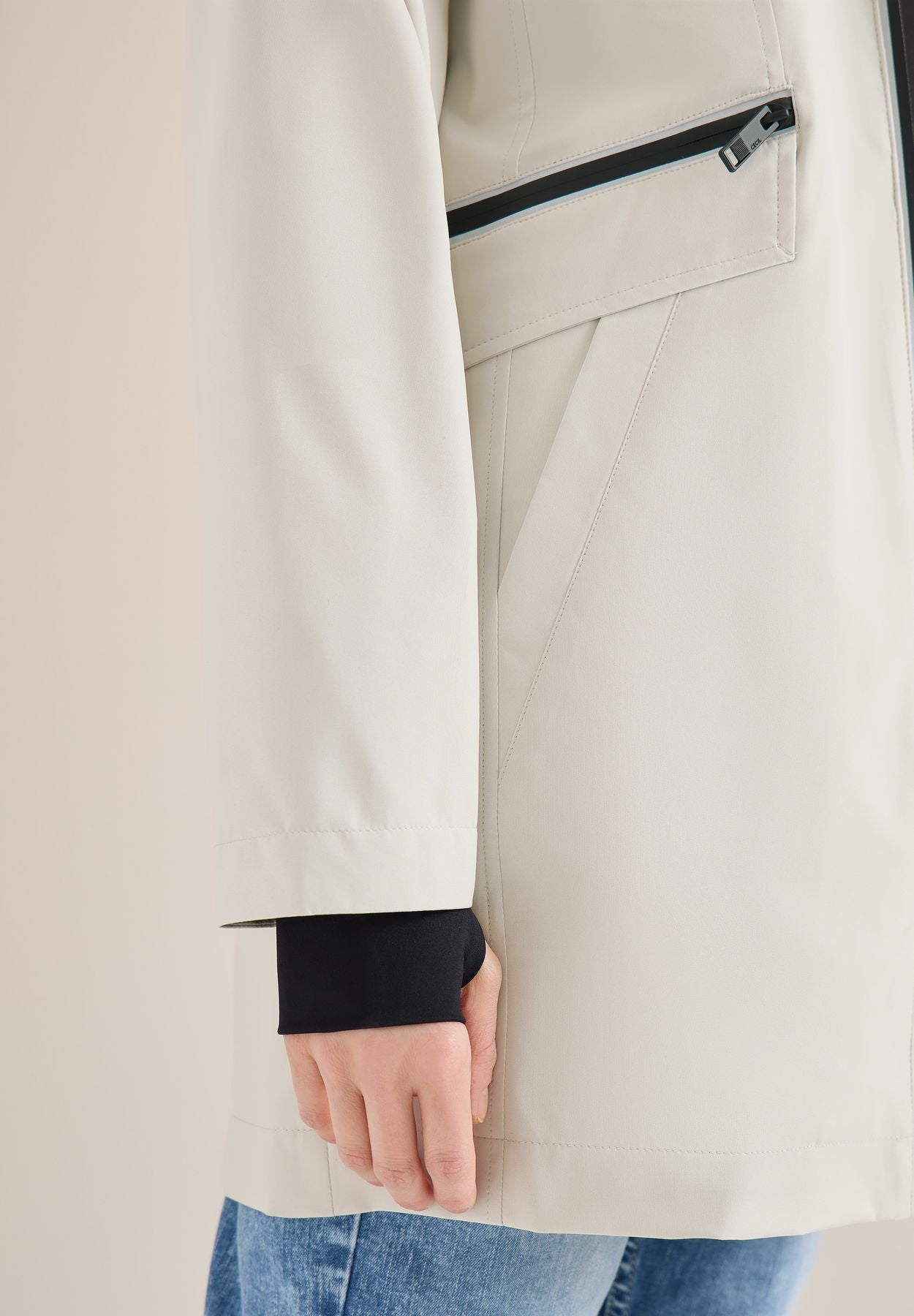 Mantel mit Kapuze und 2-Wege-Zipper