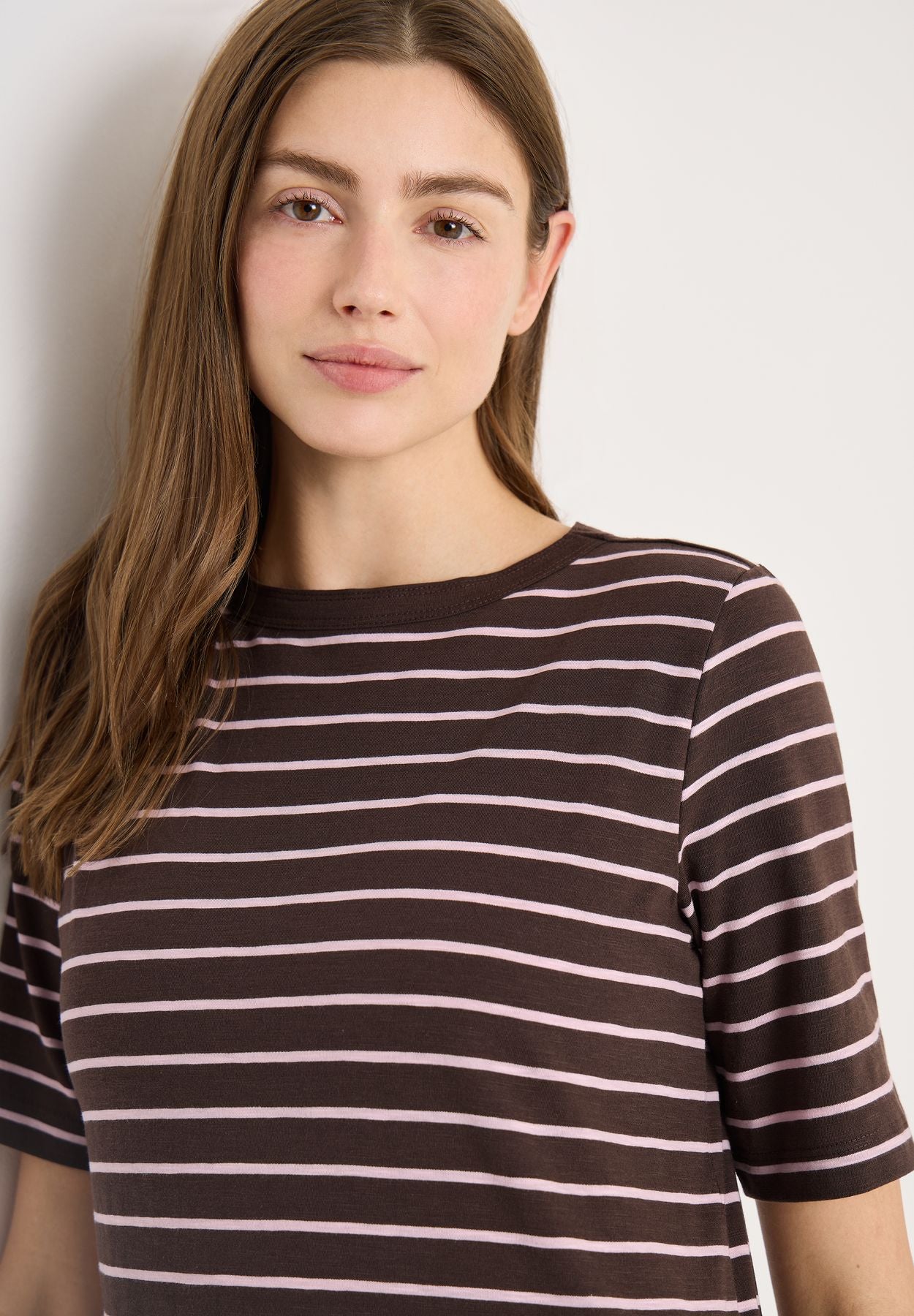 T-Shirt mit Boatneck und Streifen