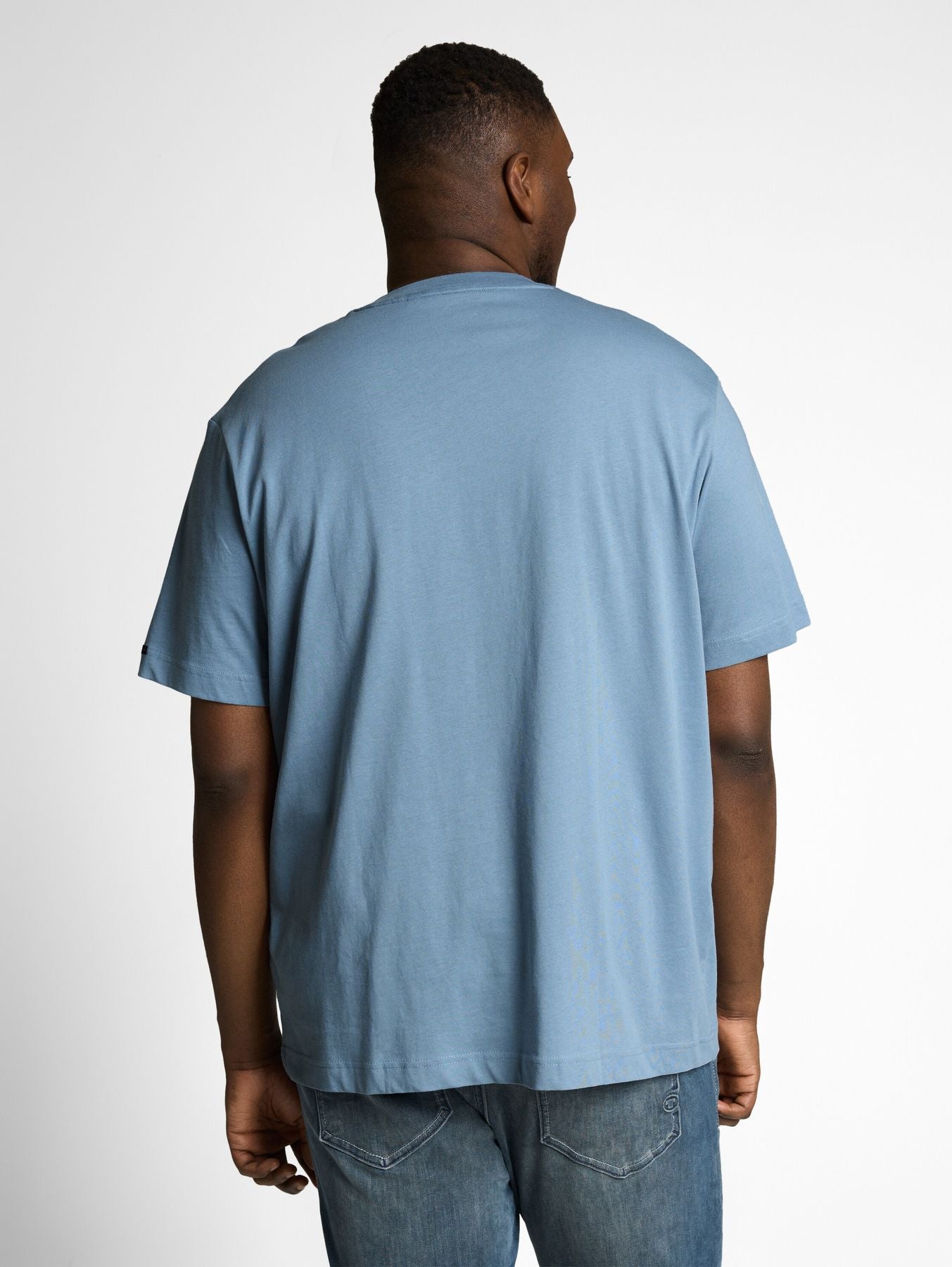 Plus Size - T-Shirt aus Baumwolle mit Logo-Badge