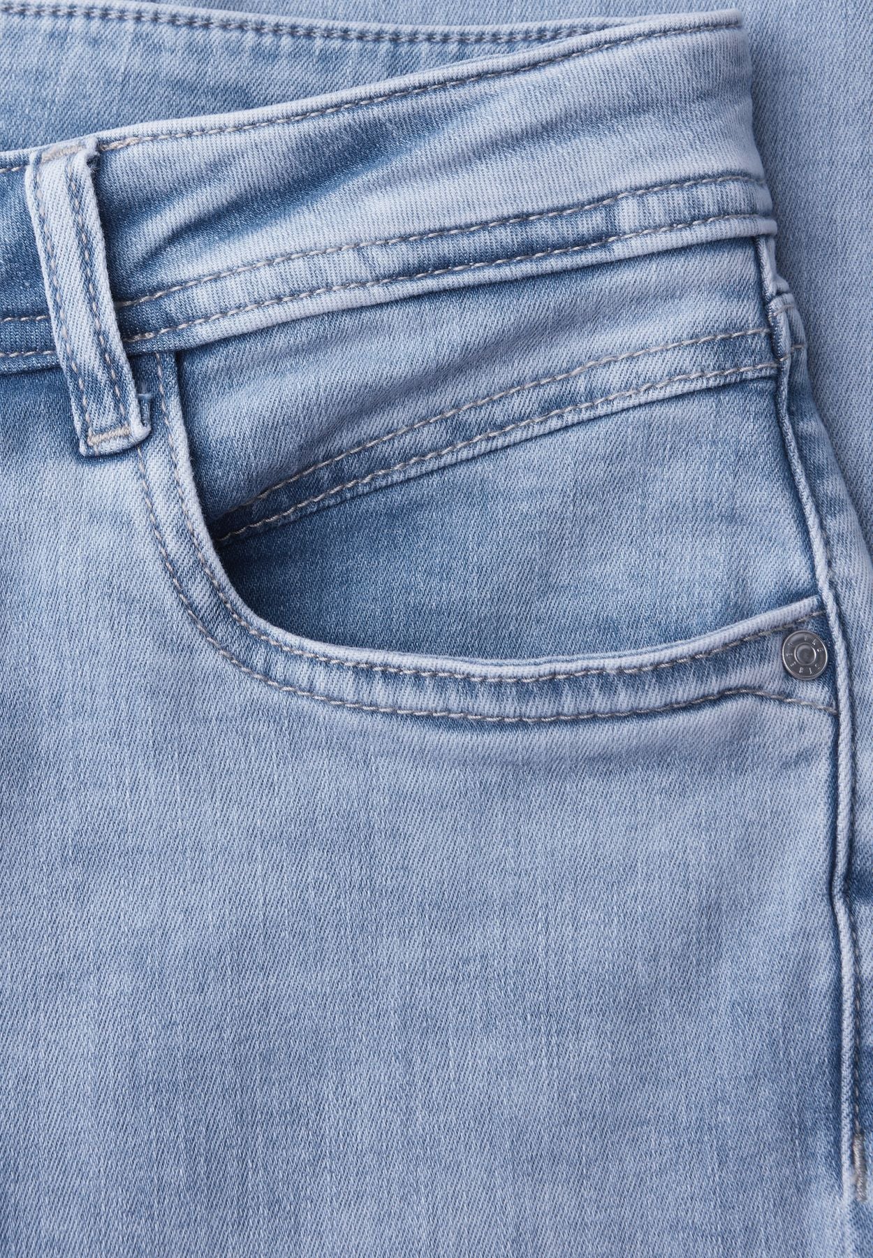 Mid Waist Slim Leg Jeans im Slim Fit