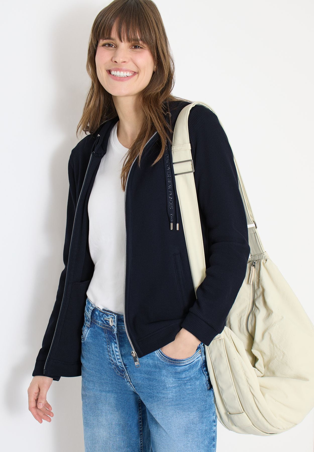 Langarm Jacke mit Kapuze und Taschen