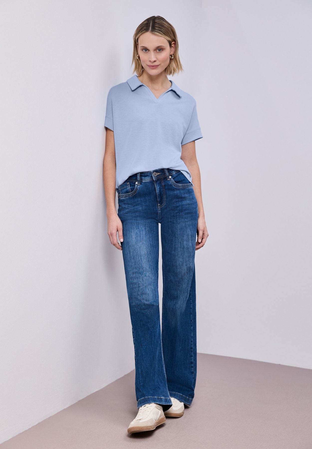 Kurzarm Poloshirt mit Rippdetail