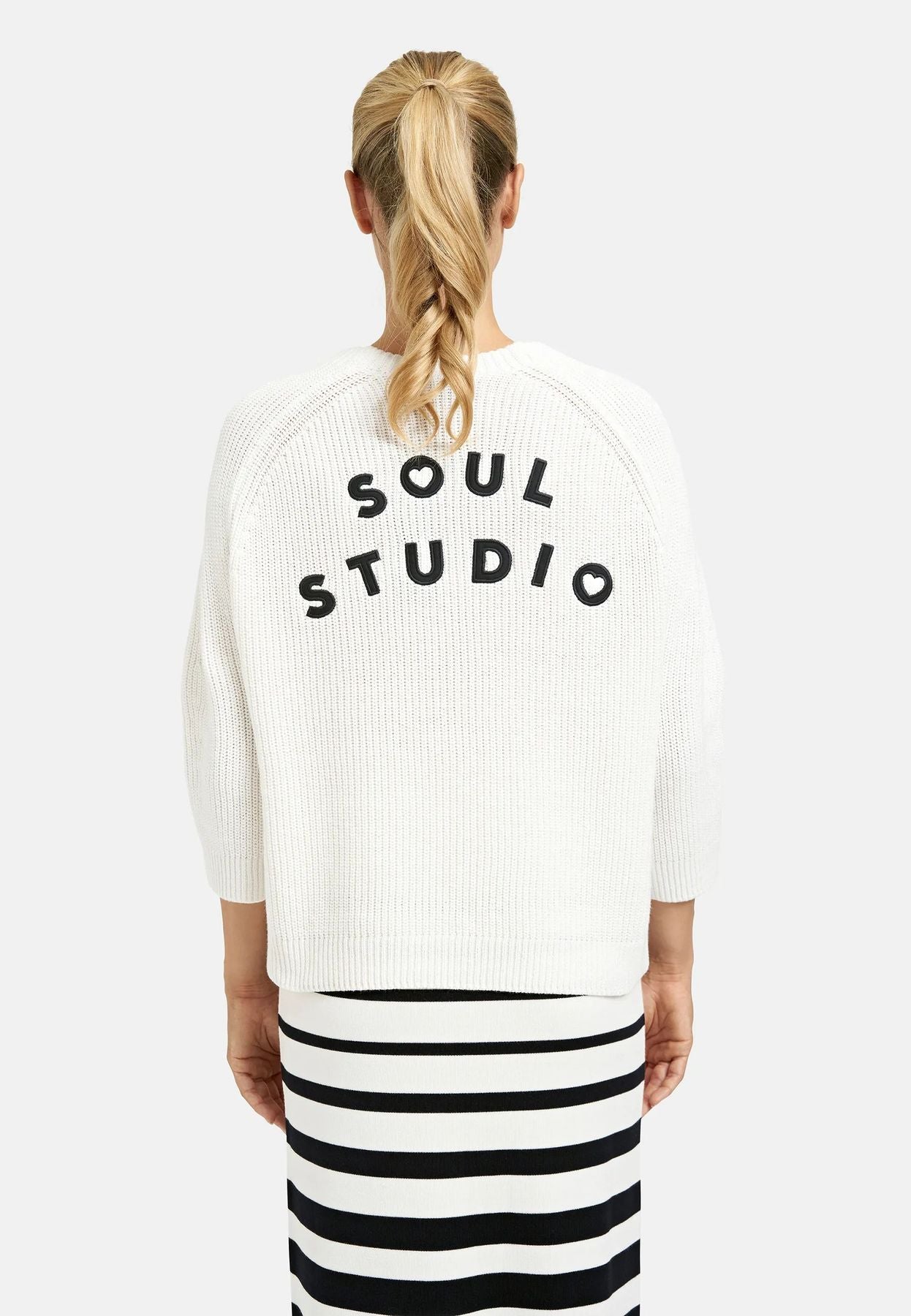 Deep Raglan Pullover