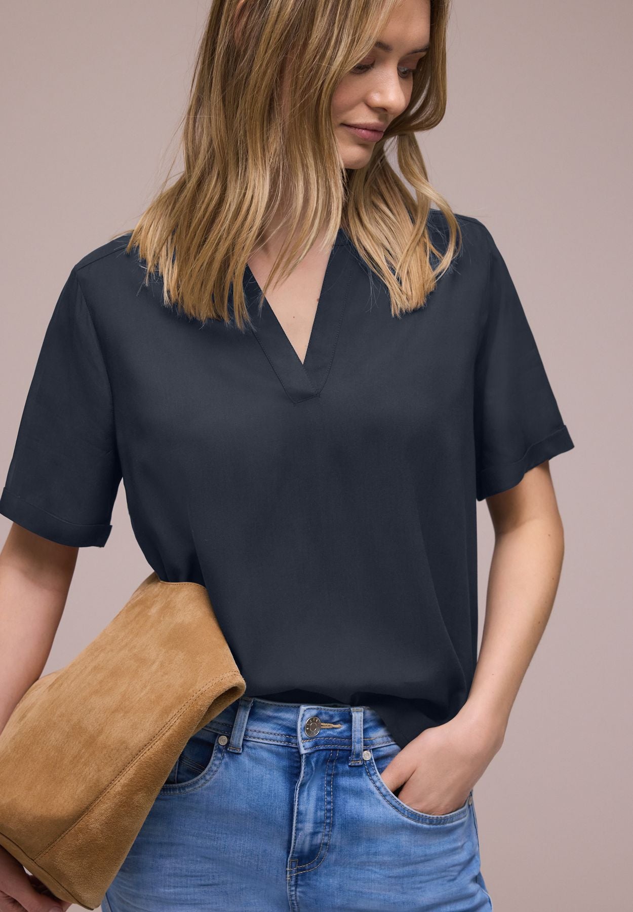 Kurzarm Bluse mit Turn-Up