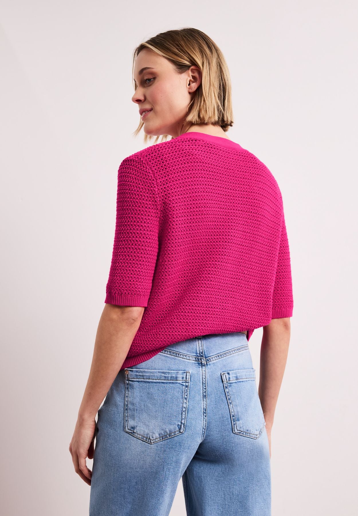 Kurzarm Cardigan mit V-Neck und Struktur