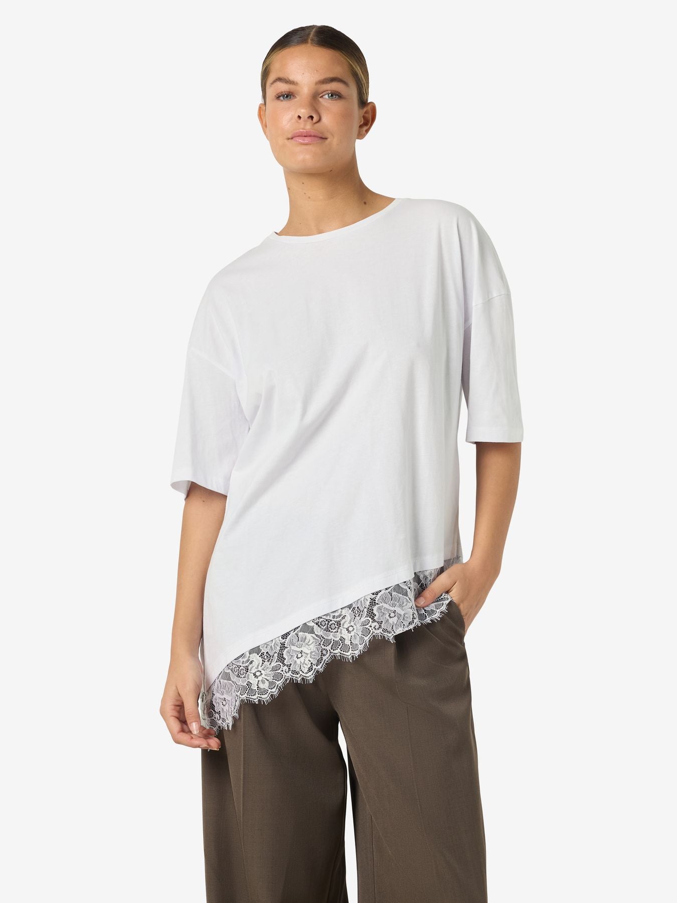 NMEASY LACE DETAIL S/S T-SHIRT /TNT