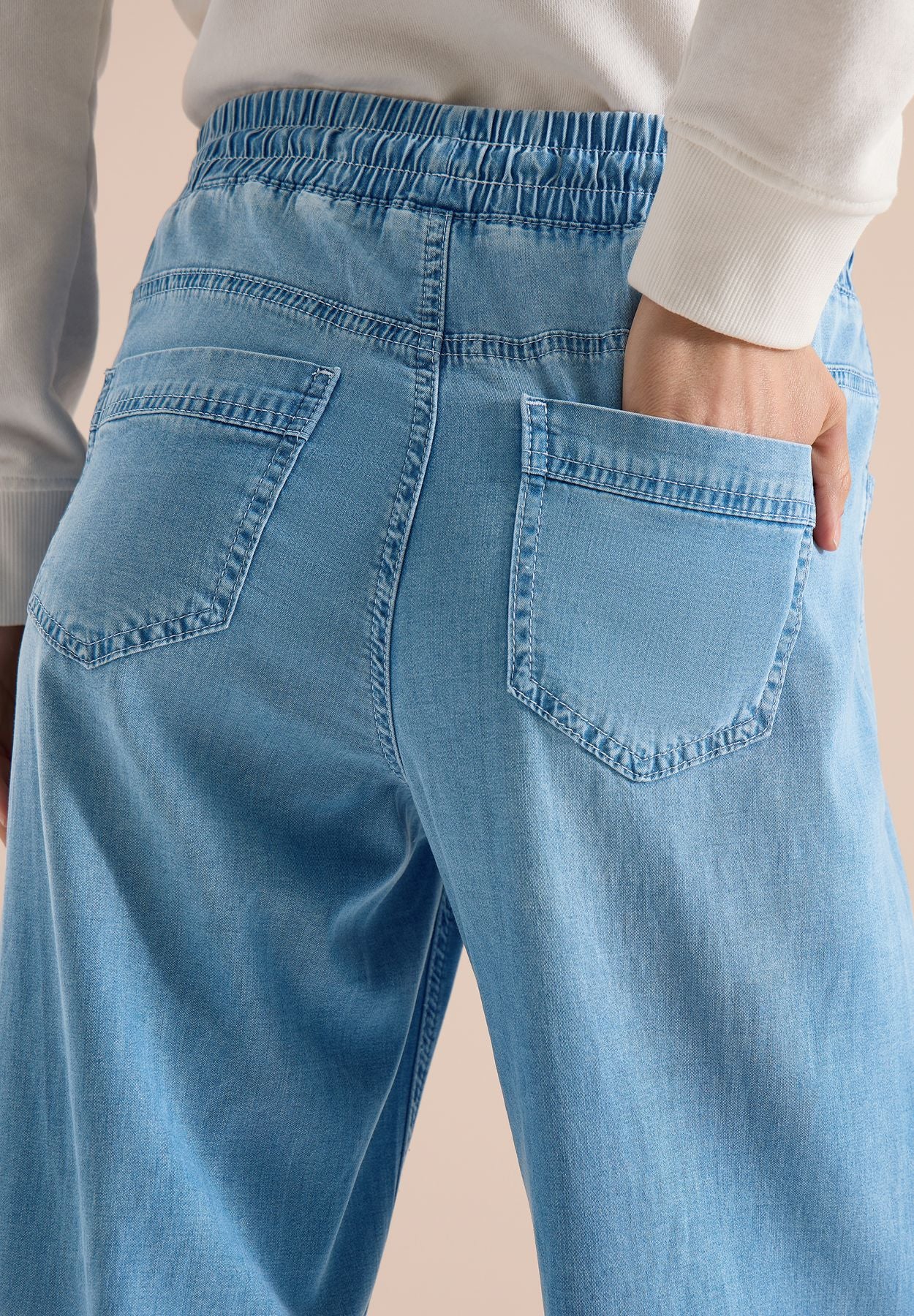 High Waist Wide Leg Jeans im Loose Fit
