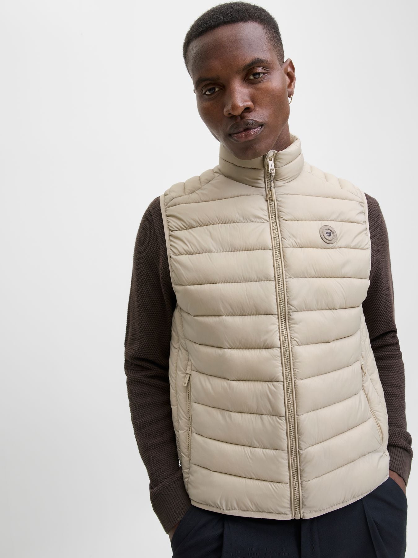 JJEBRADLEY LIGHT BODYWARMER COLLAR NOOS