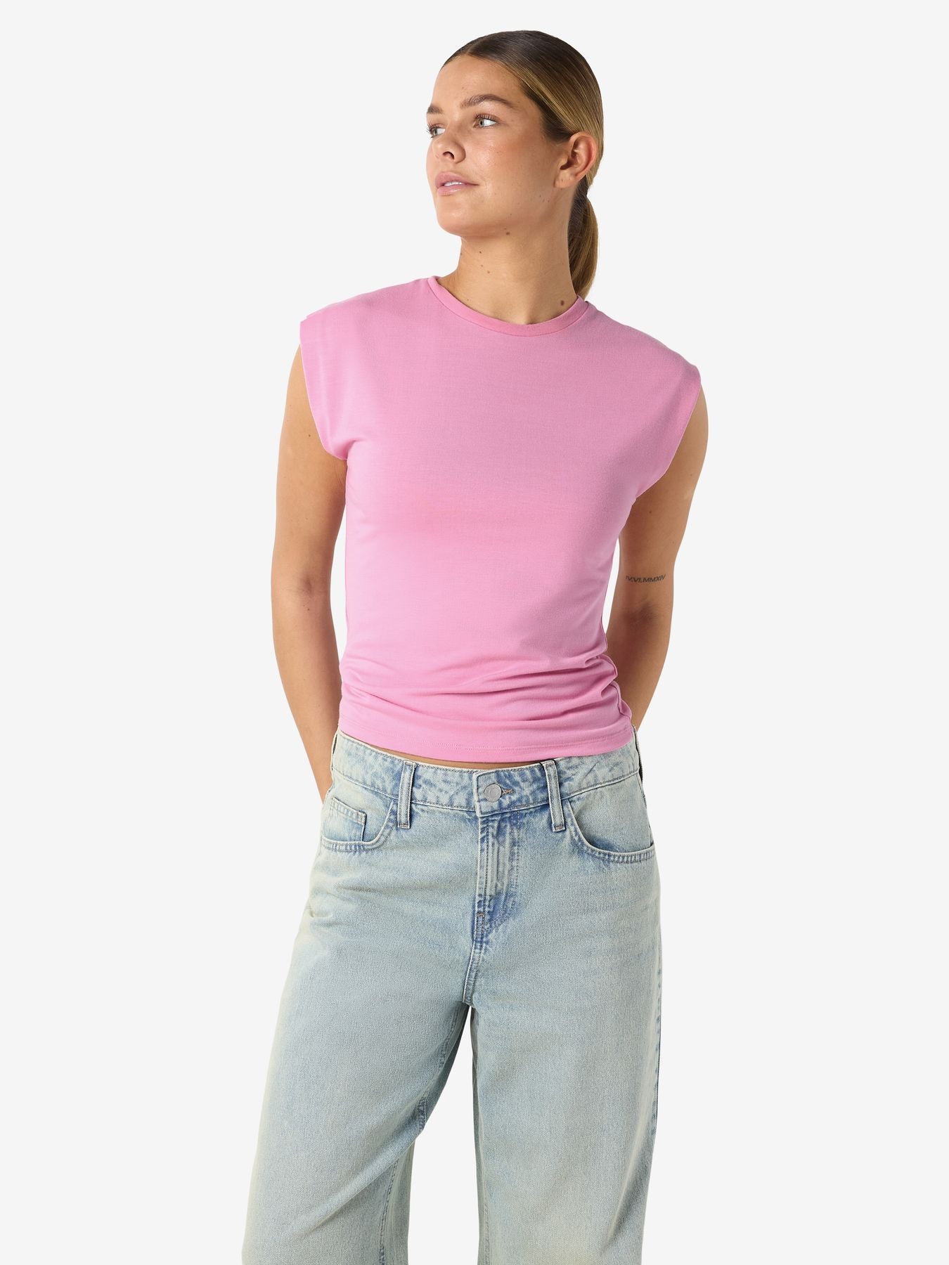 NMLEGA CAPSLEEVE O-NECK T-SHIRT NOOS