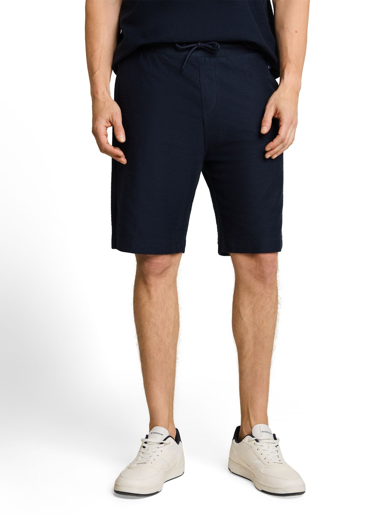 Regular Fit Shorts mit Kordelzug