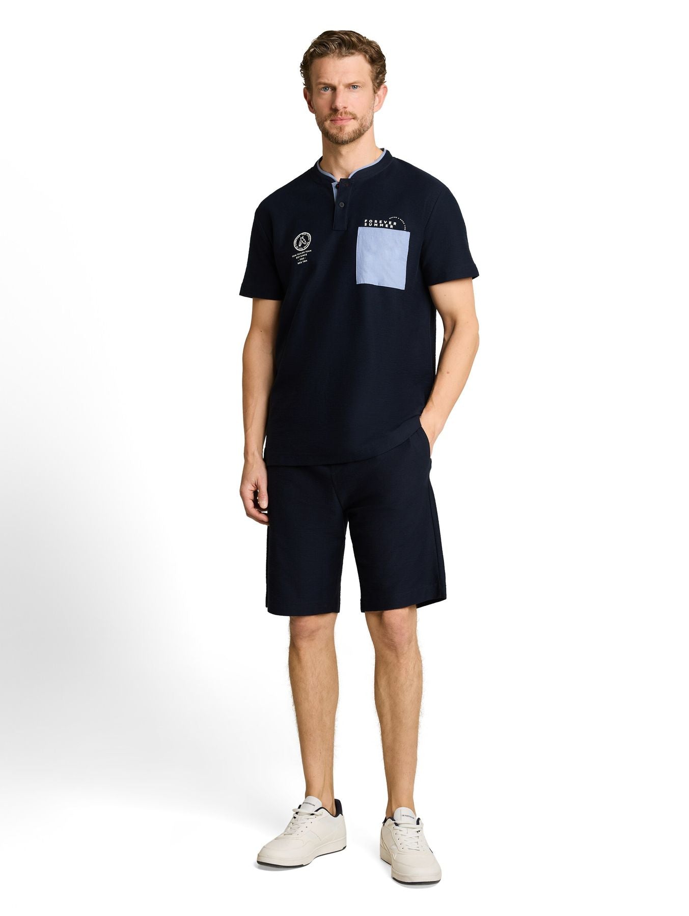 Regular Fit Shorts mit Kordelzug