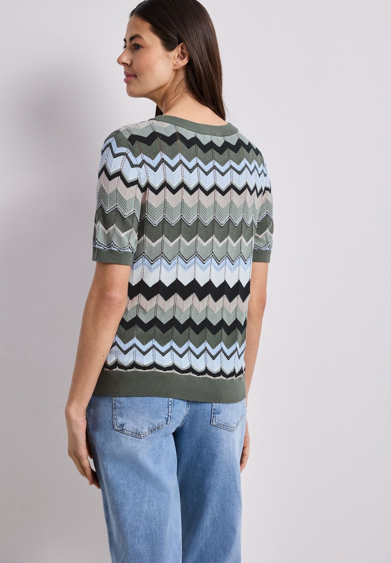 Kurzarm Pullover mit Zick-Zack-Muster