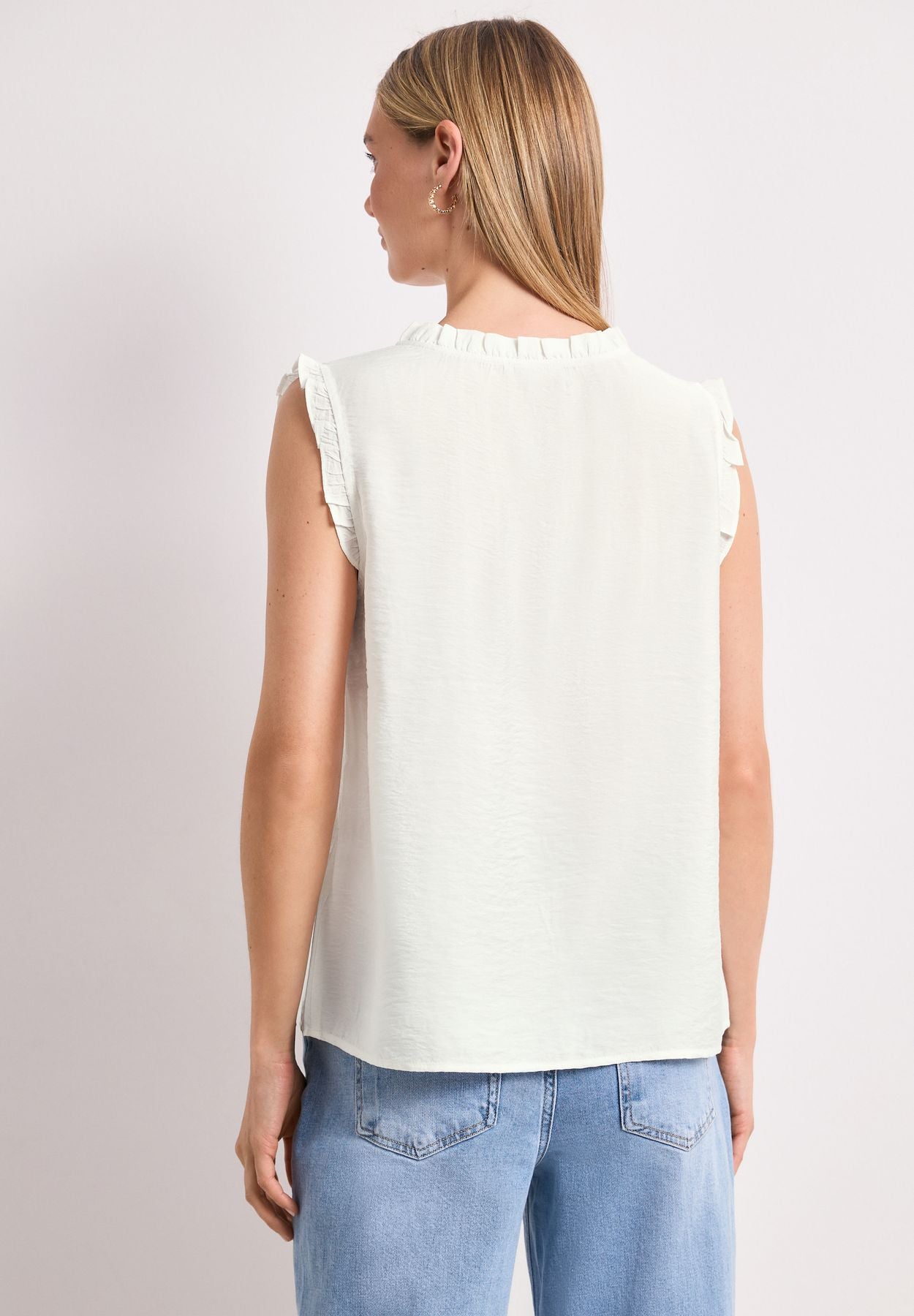 Blusentop mit V-Neck und Rüschen
