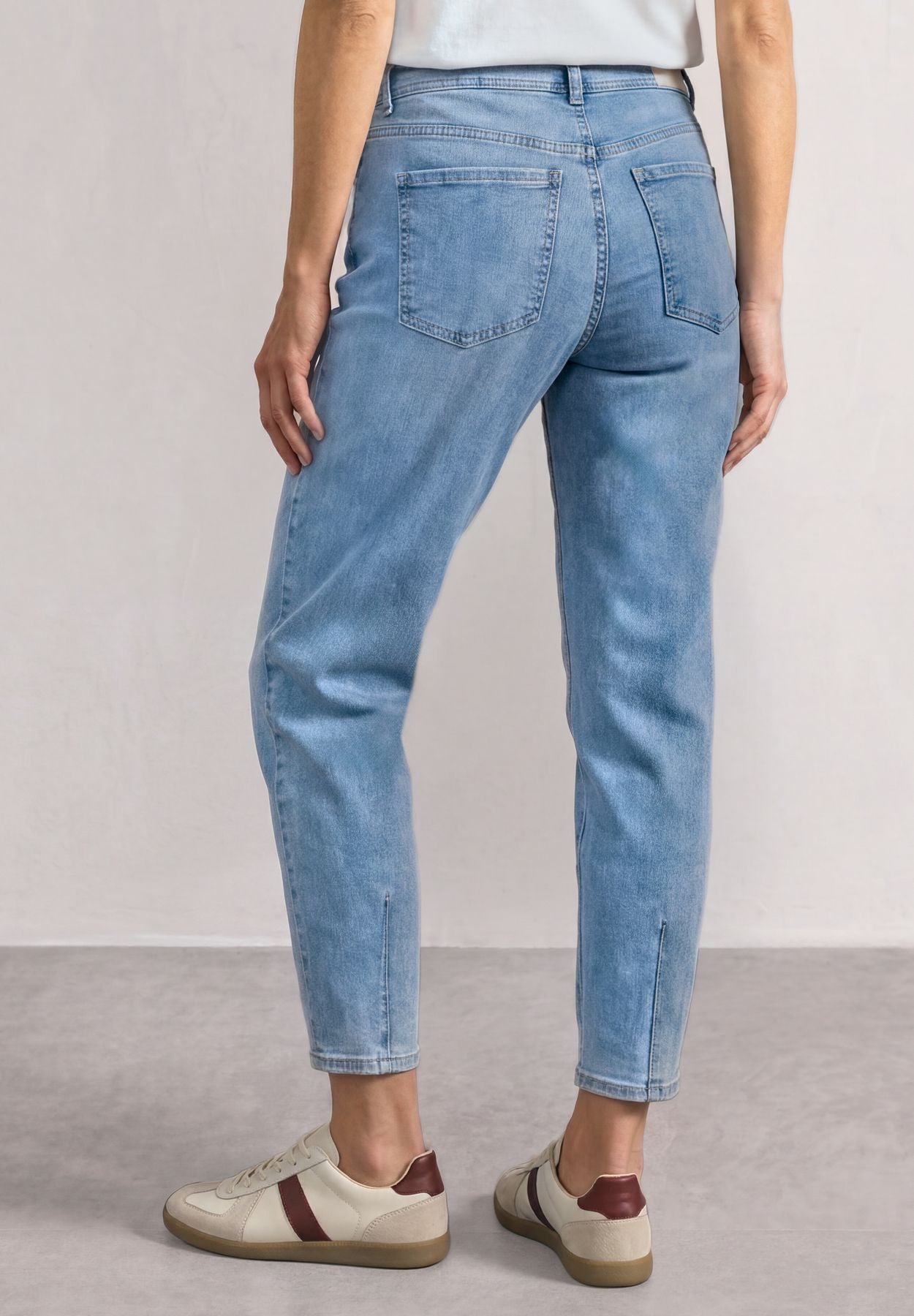 High Waist Barrel Leg Jeans im Loose Fit