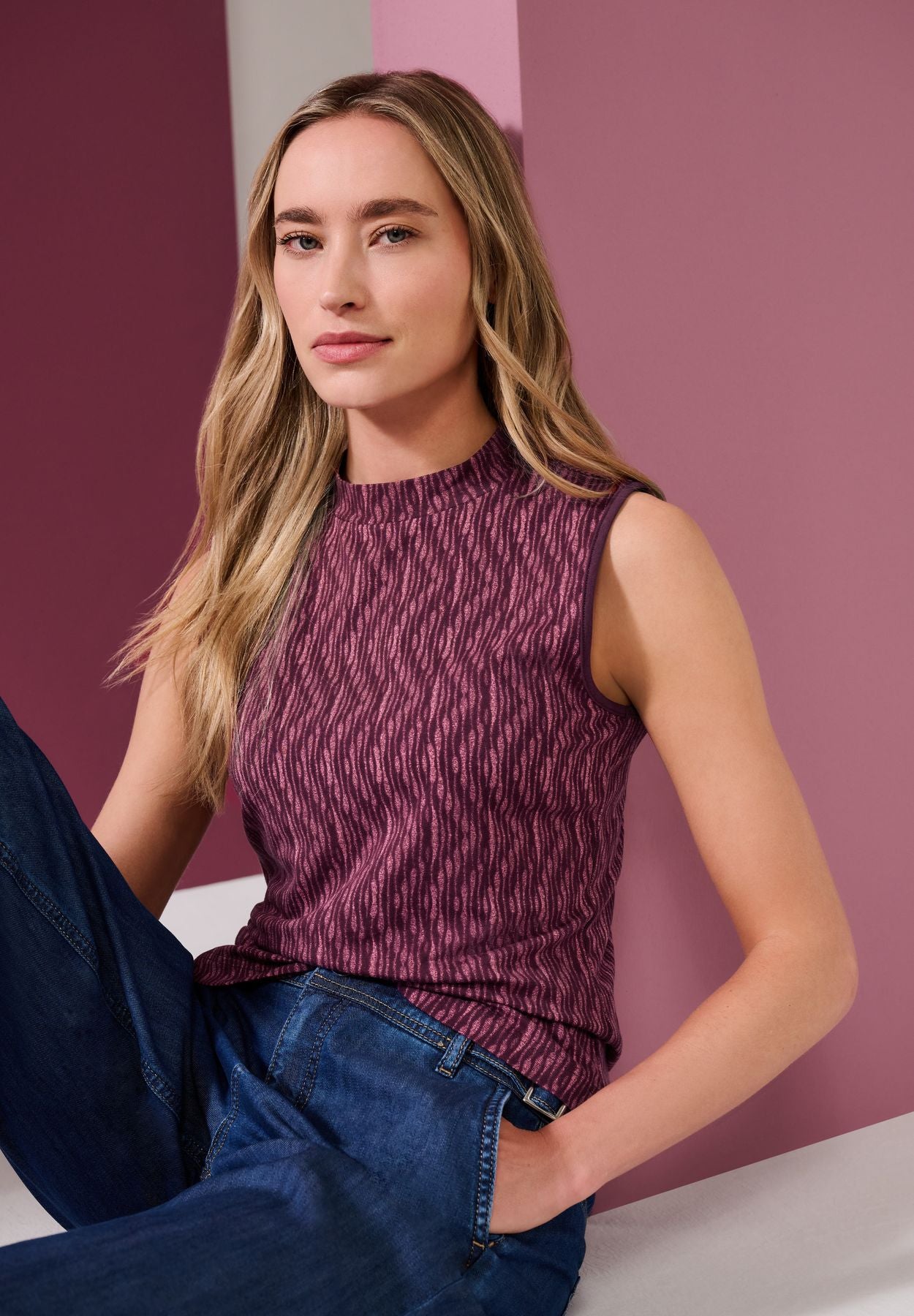 Top mit Turtle Neck und Print