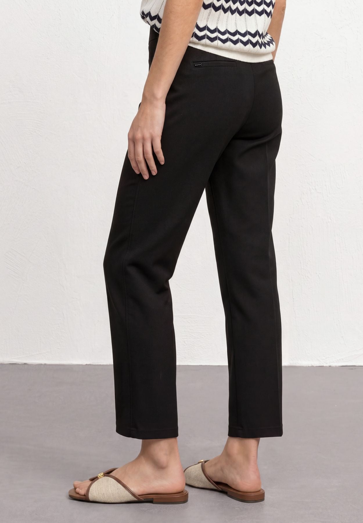 High Waist Straight Leg Hose im Casual Fit