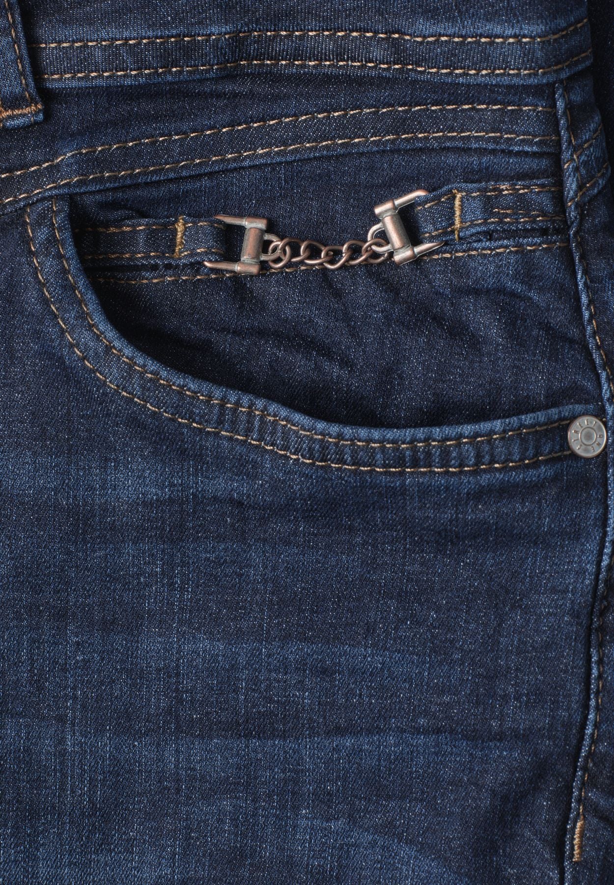 Mid Waist Slim Leg Jeans mit Dekodetail