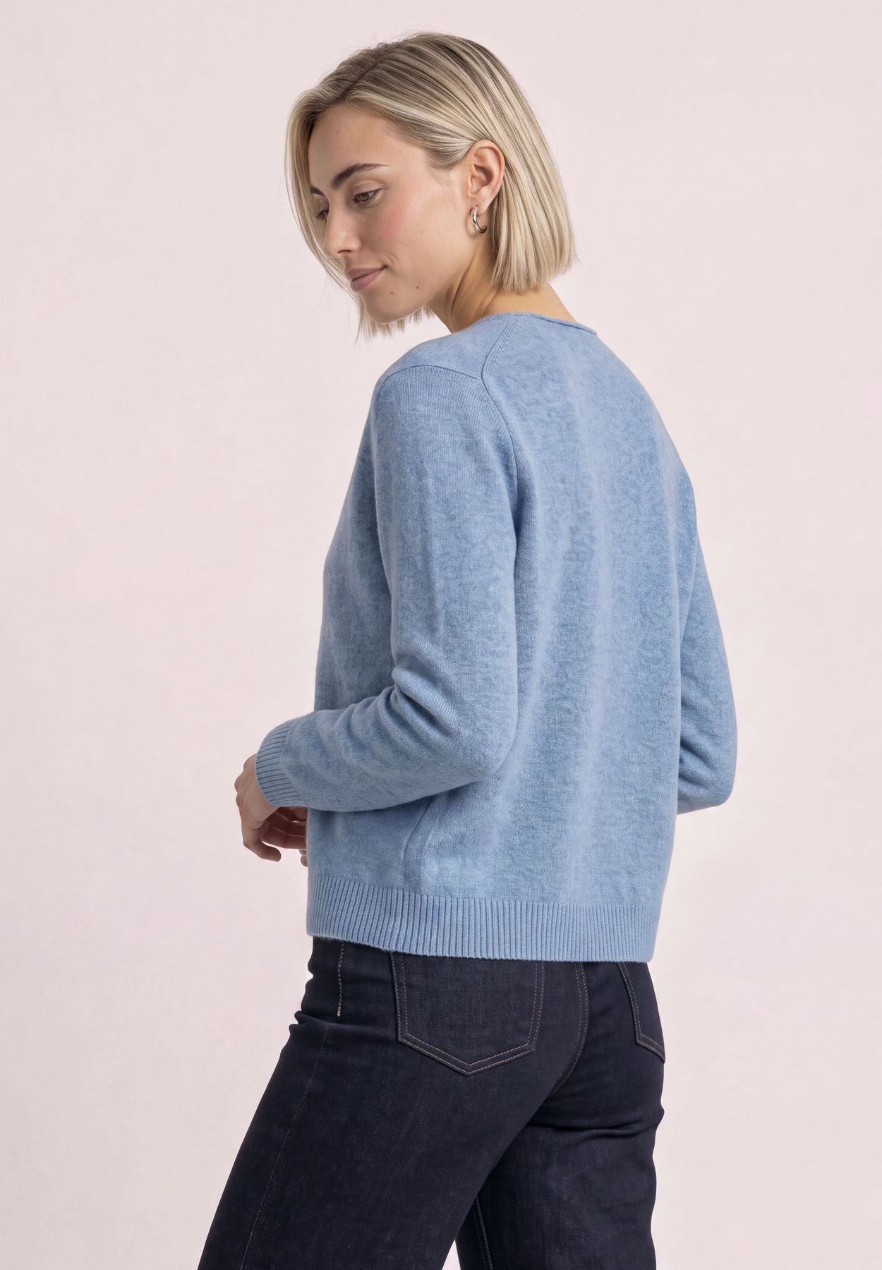 Cadigan mit V-Neck und Knopfleiste