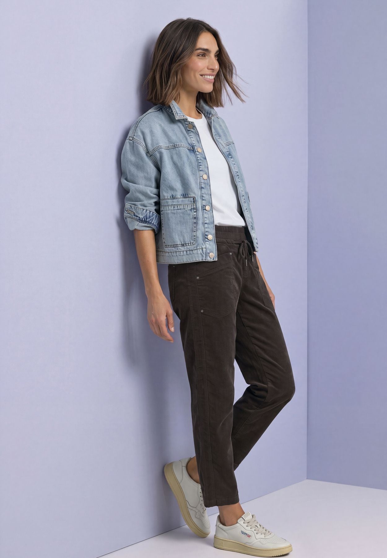 Slim Leg Cordhose im Loose Fit