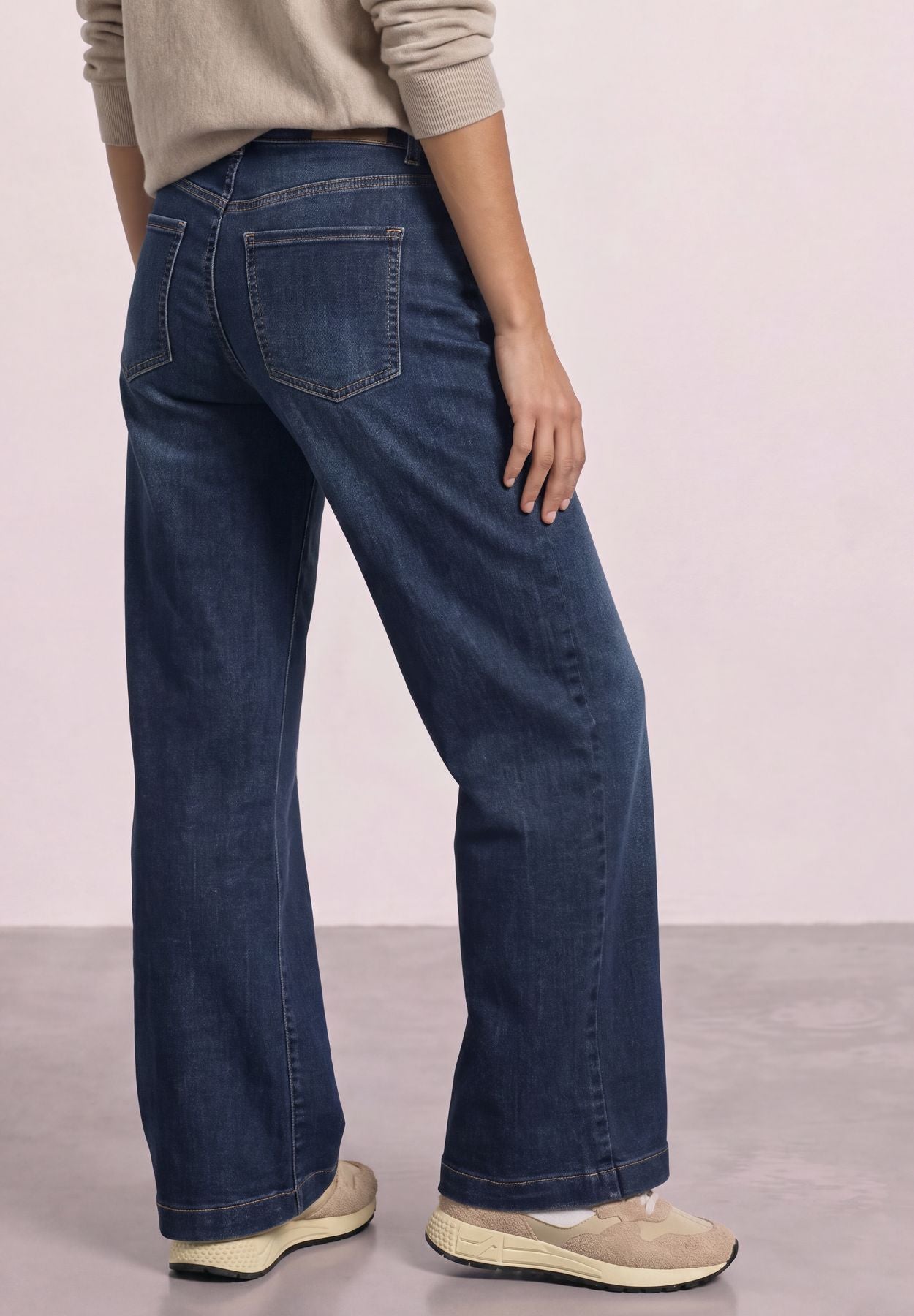 High Waist Wide Leg Jeans im Loose Fit