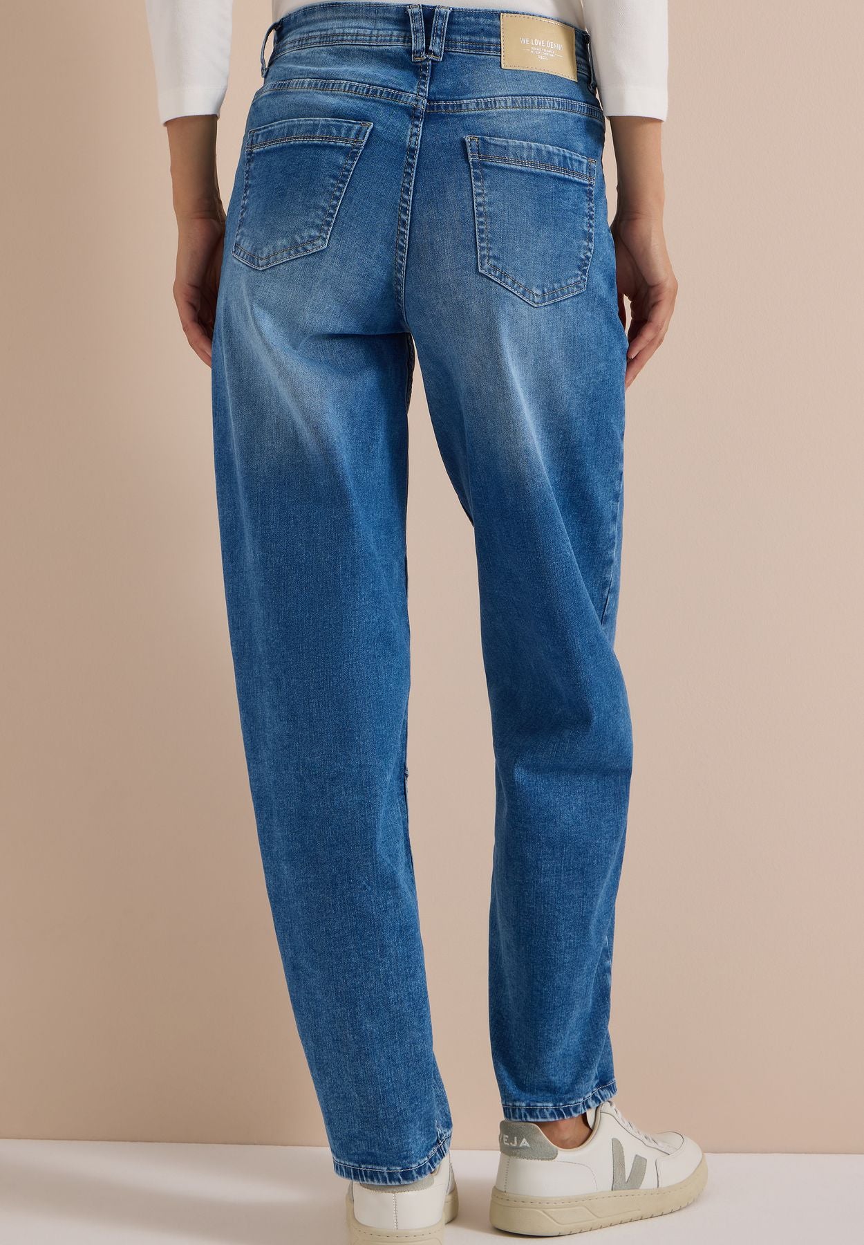High Waist Barrel Leg Jeans im Loose Fit