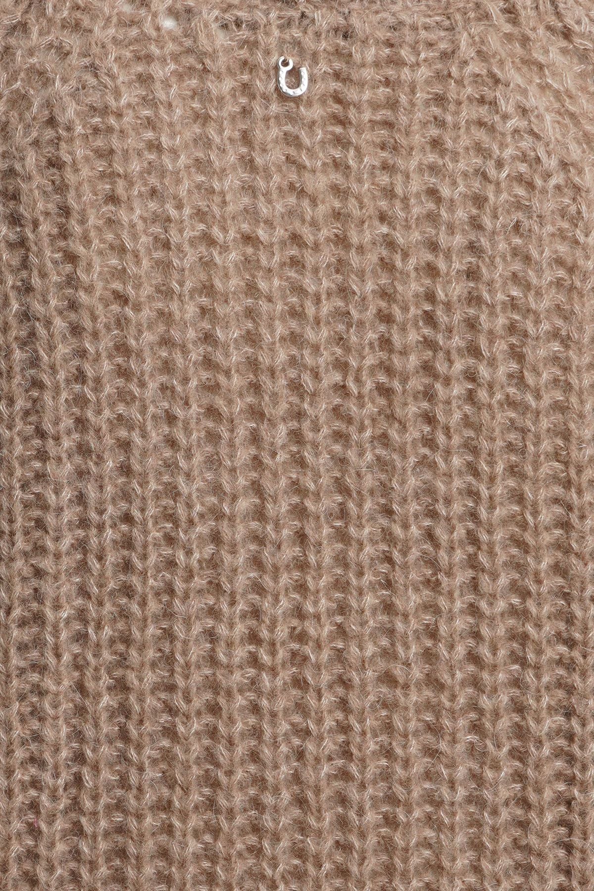 Hairy Raglan Pullover w Fringes