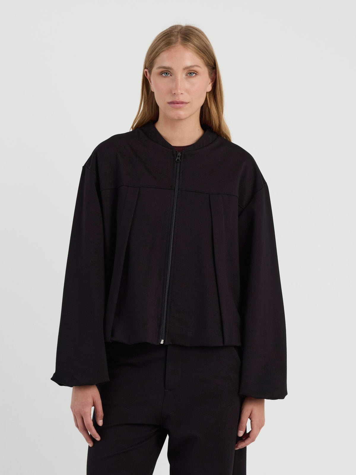 94ELLA BOMBER - balloon fit