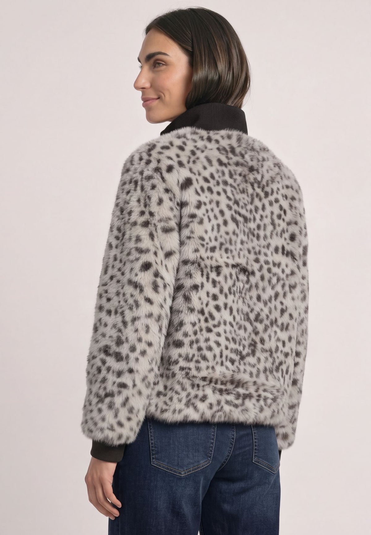 Fake Fur Jacke mit Animal Print