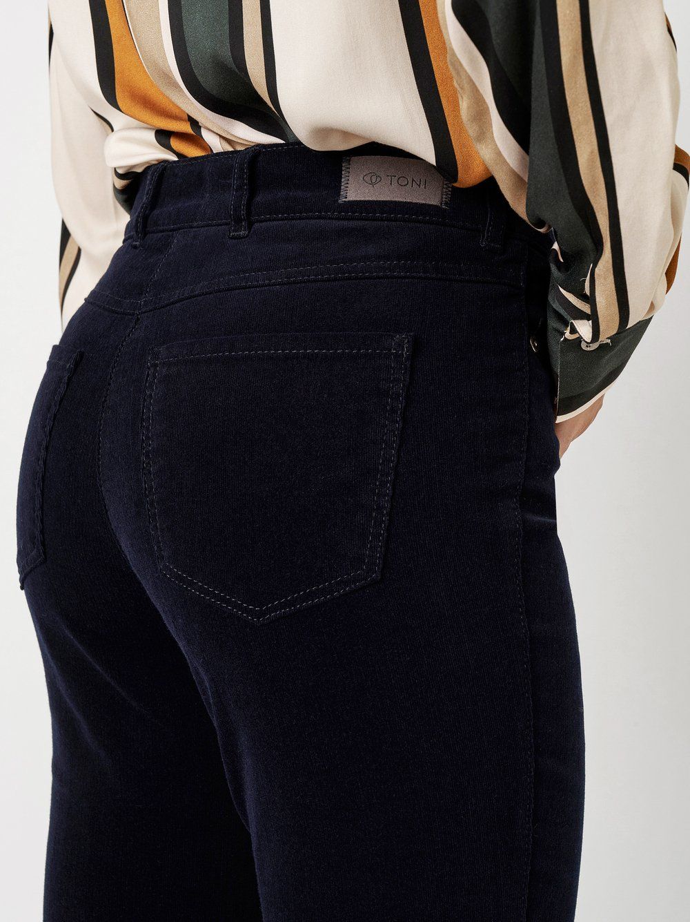 Damenhose mit Dehnbund