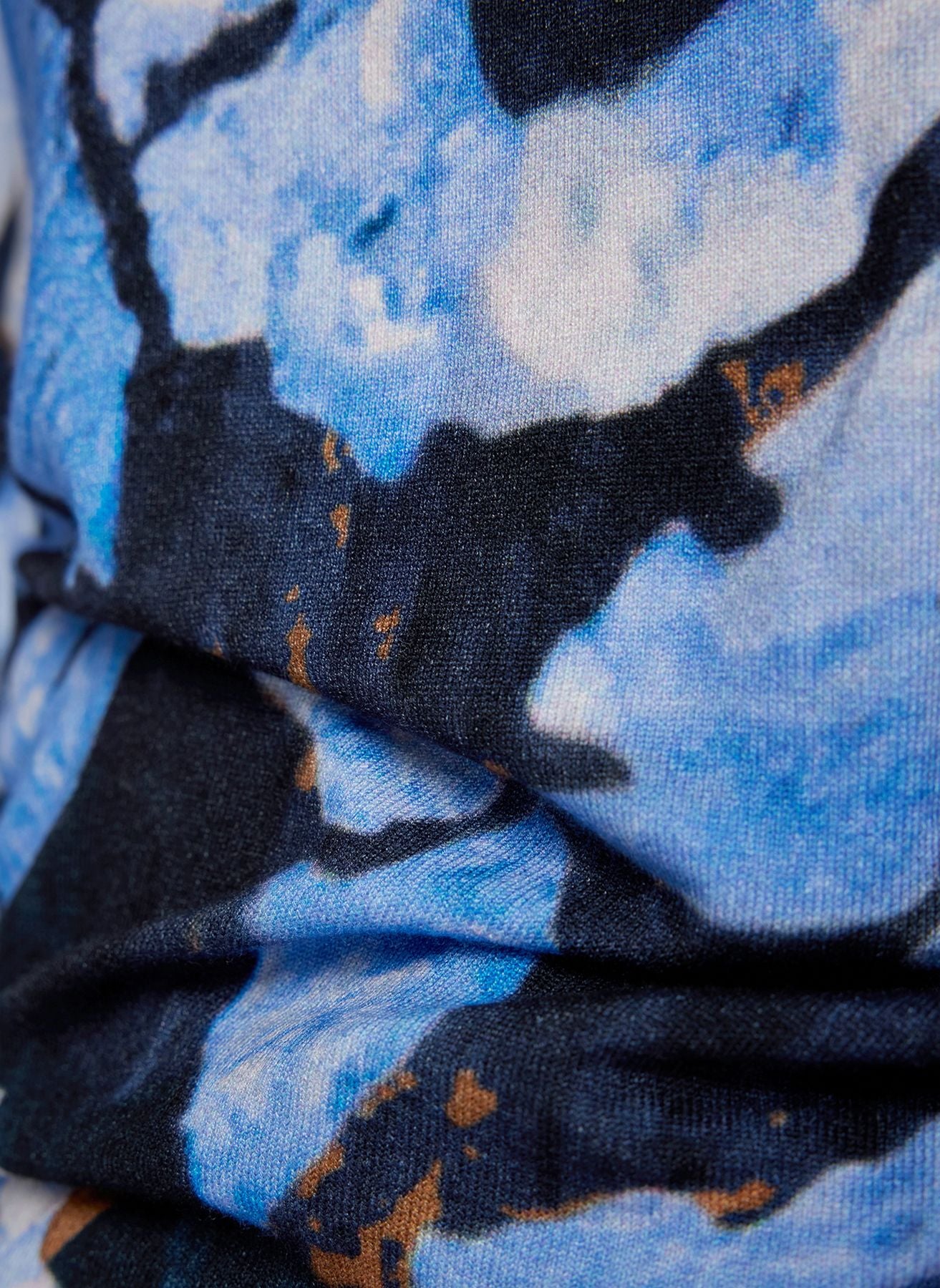 Rollkragen-T-Shirt