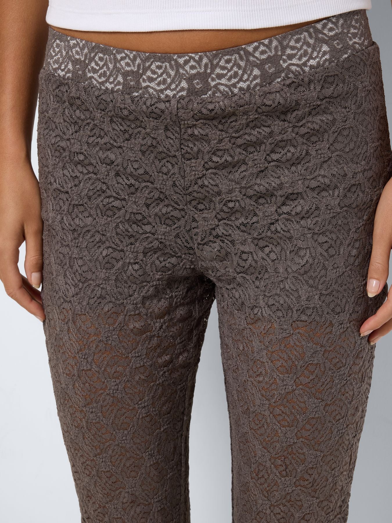 NMLINE PASA HW FLARED LACE PANTS JRS