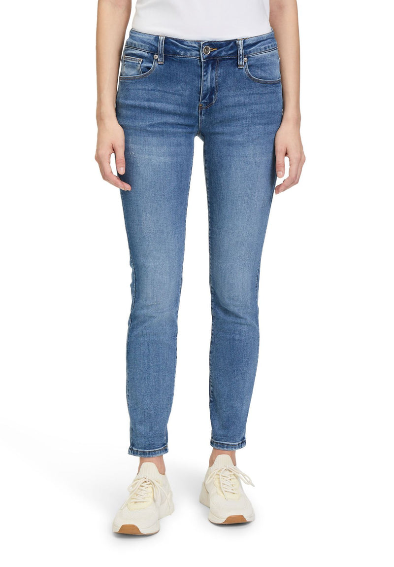Basic-Jeans