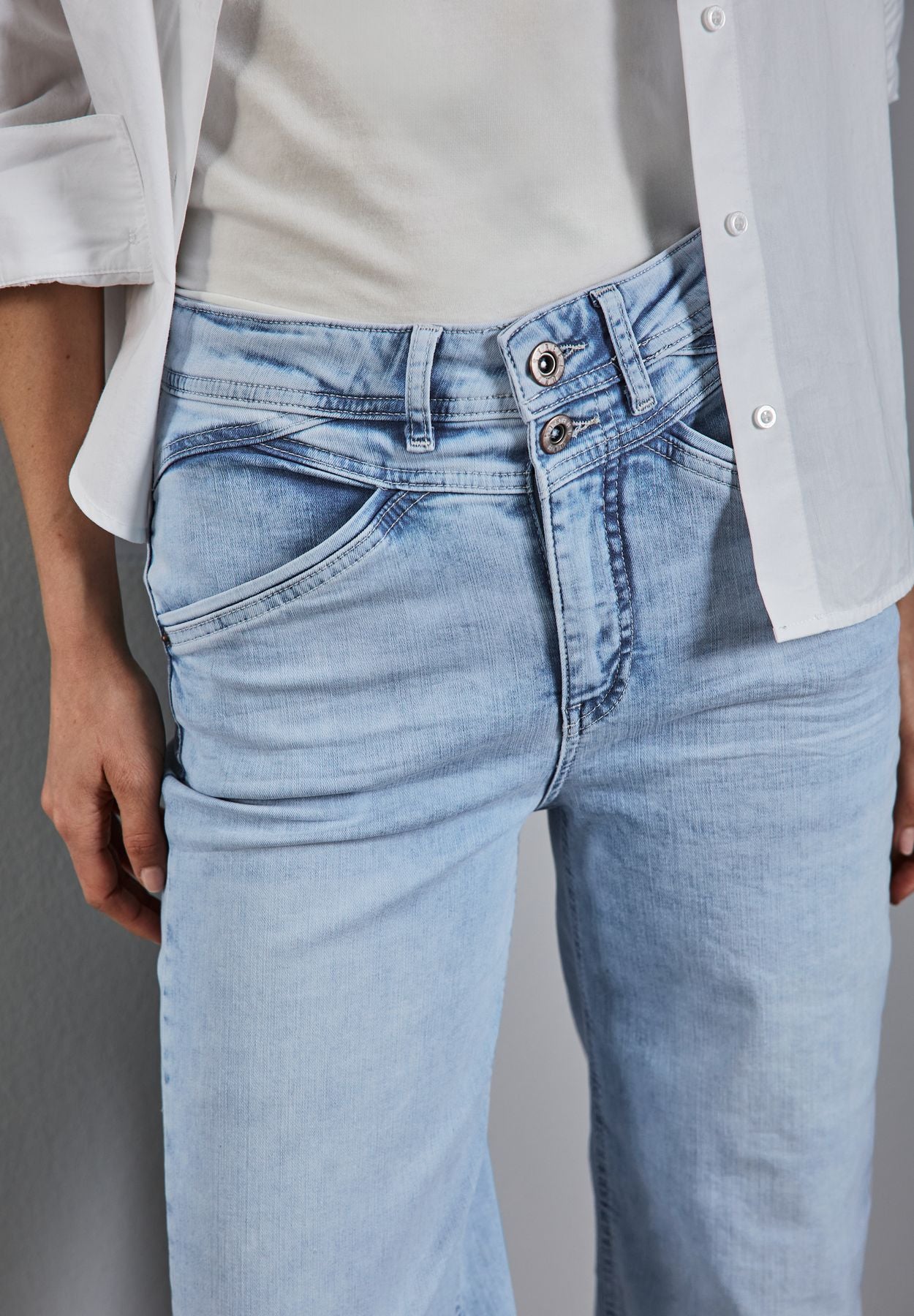 Wide Leg Jeans