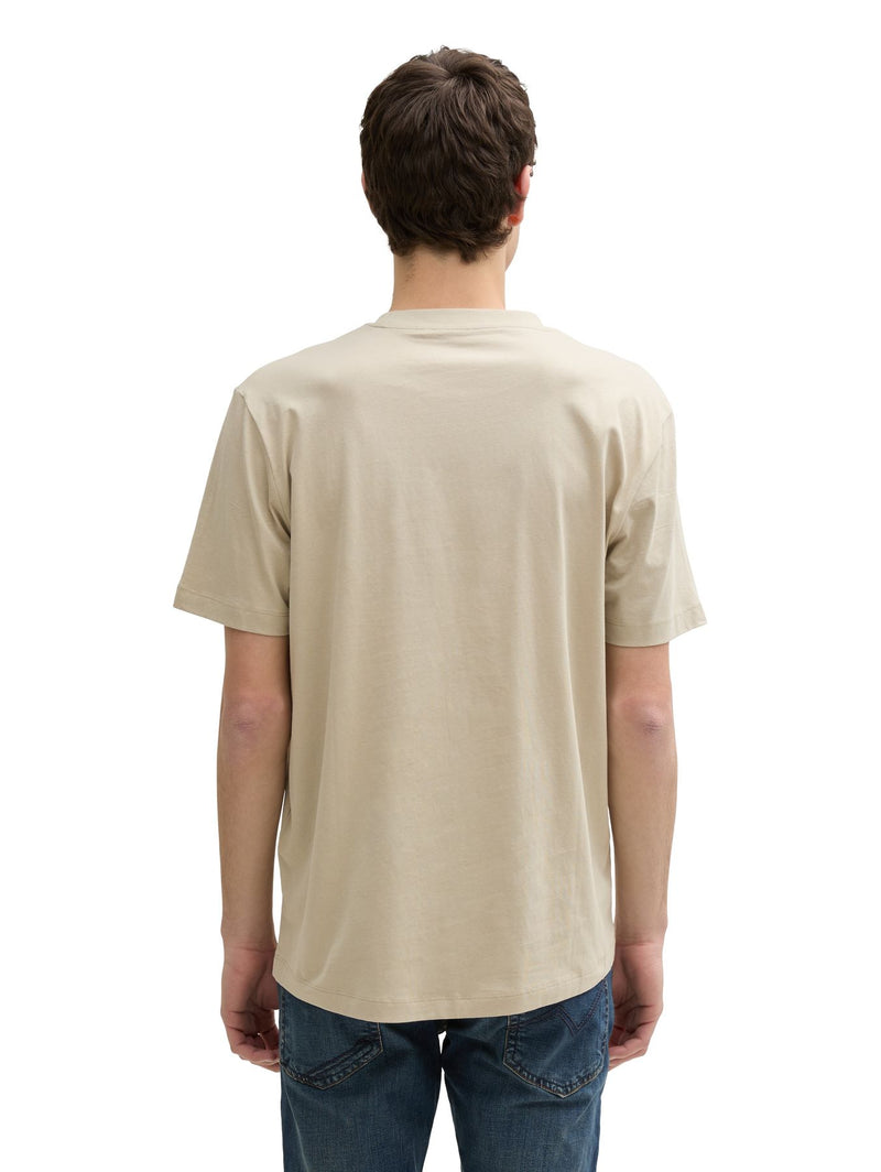 Basic T-Shirt