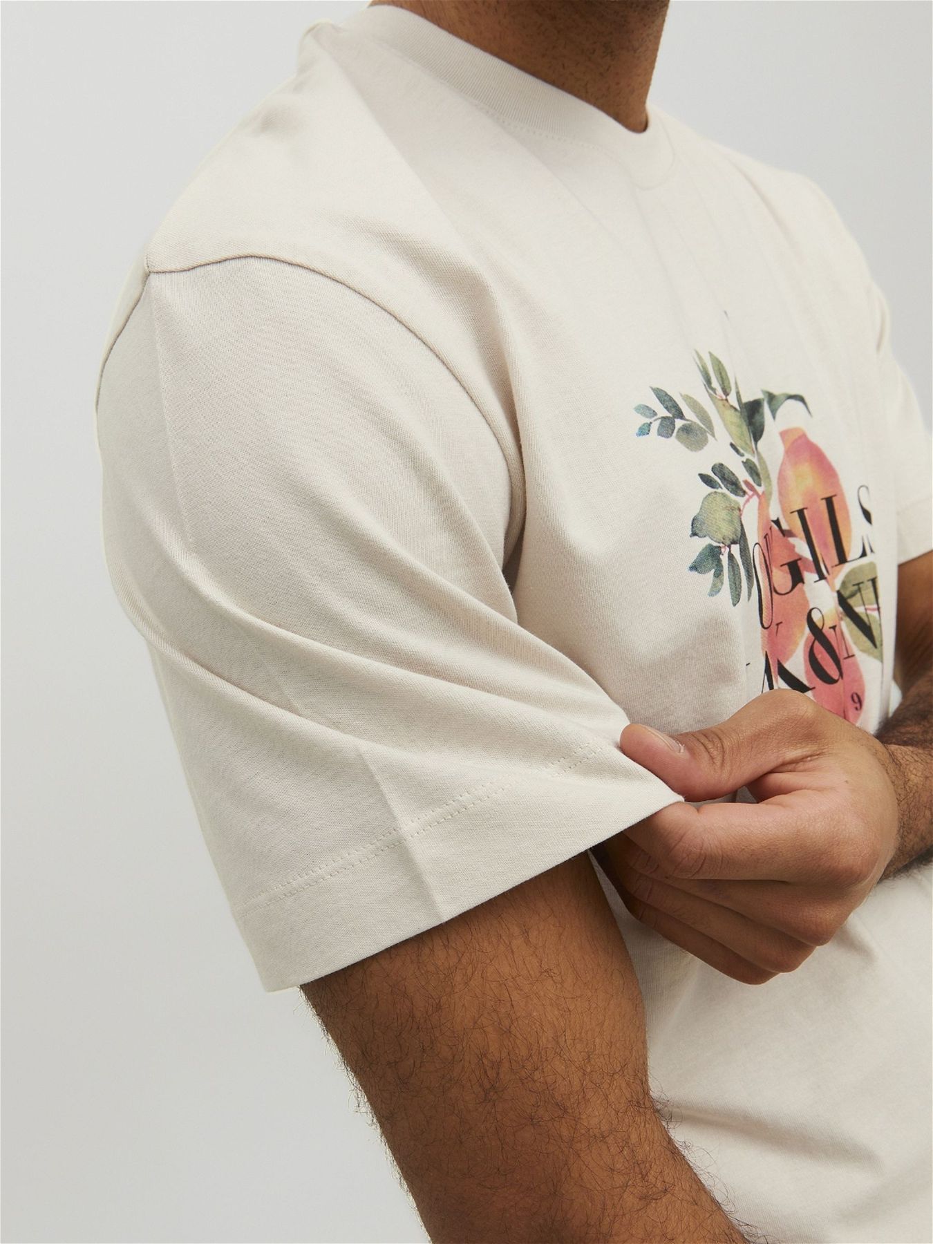 JORFLORES TEE SS CREW NECK