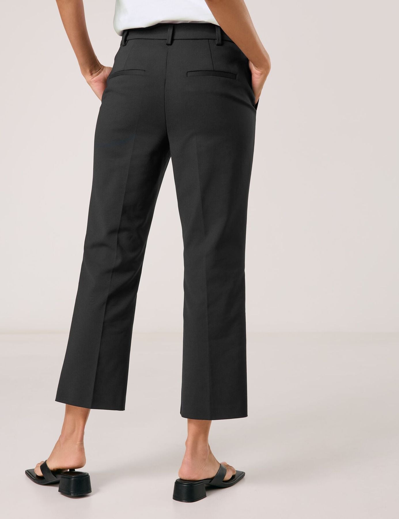 Schlichte 7/8 Hose mit Stretchkomfort