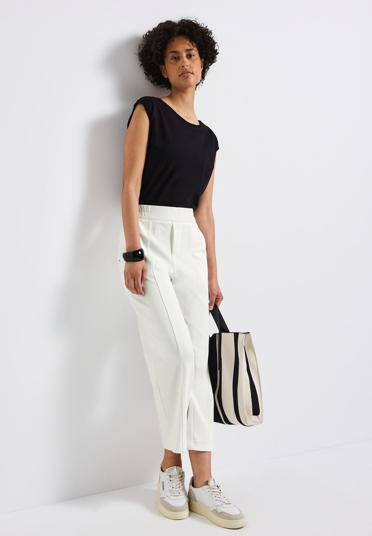 Straight Leg 7/8 Twill-Hose