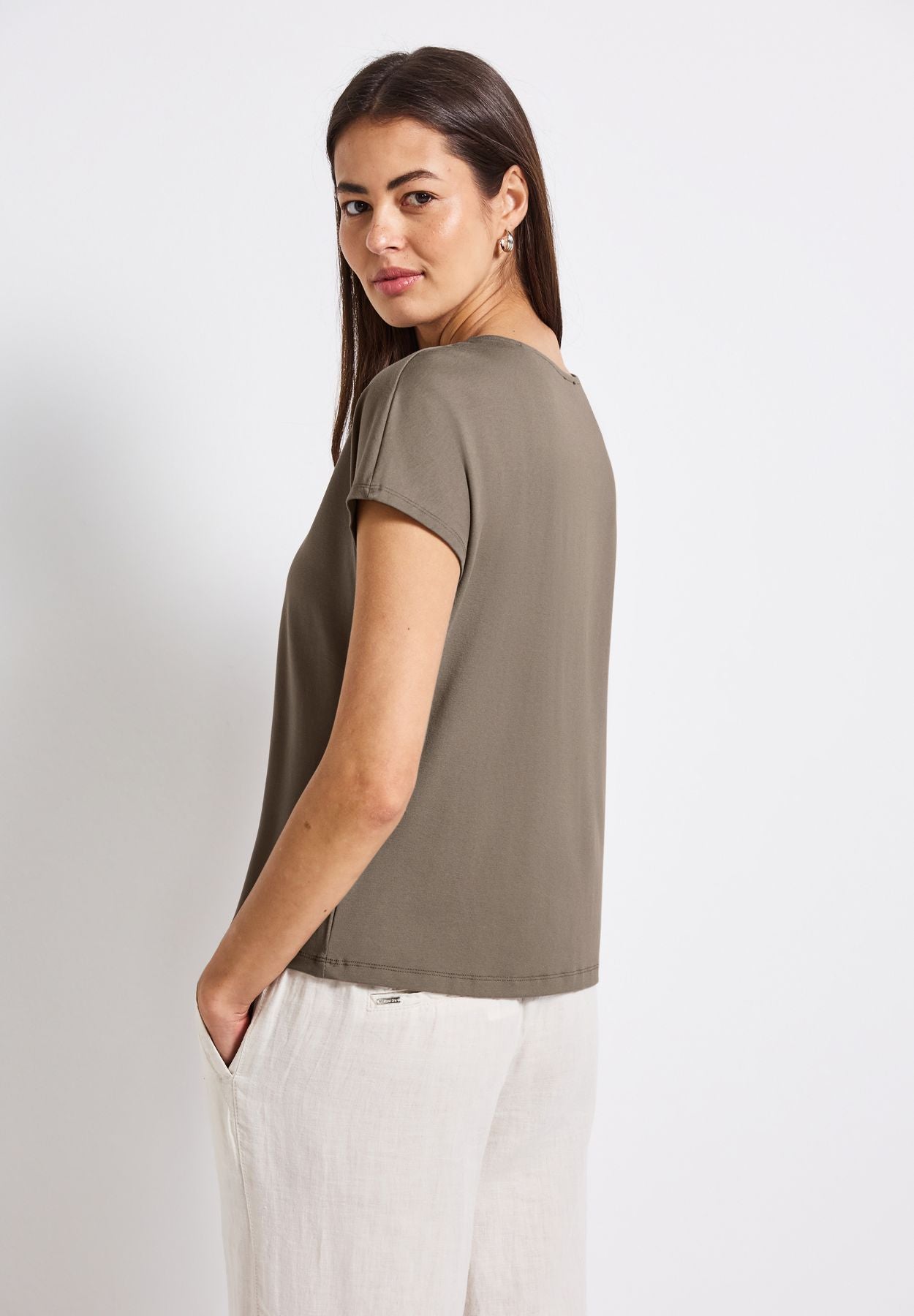 Shirt mit Cut-Out