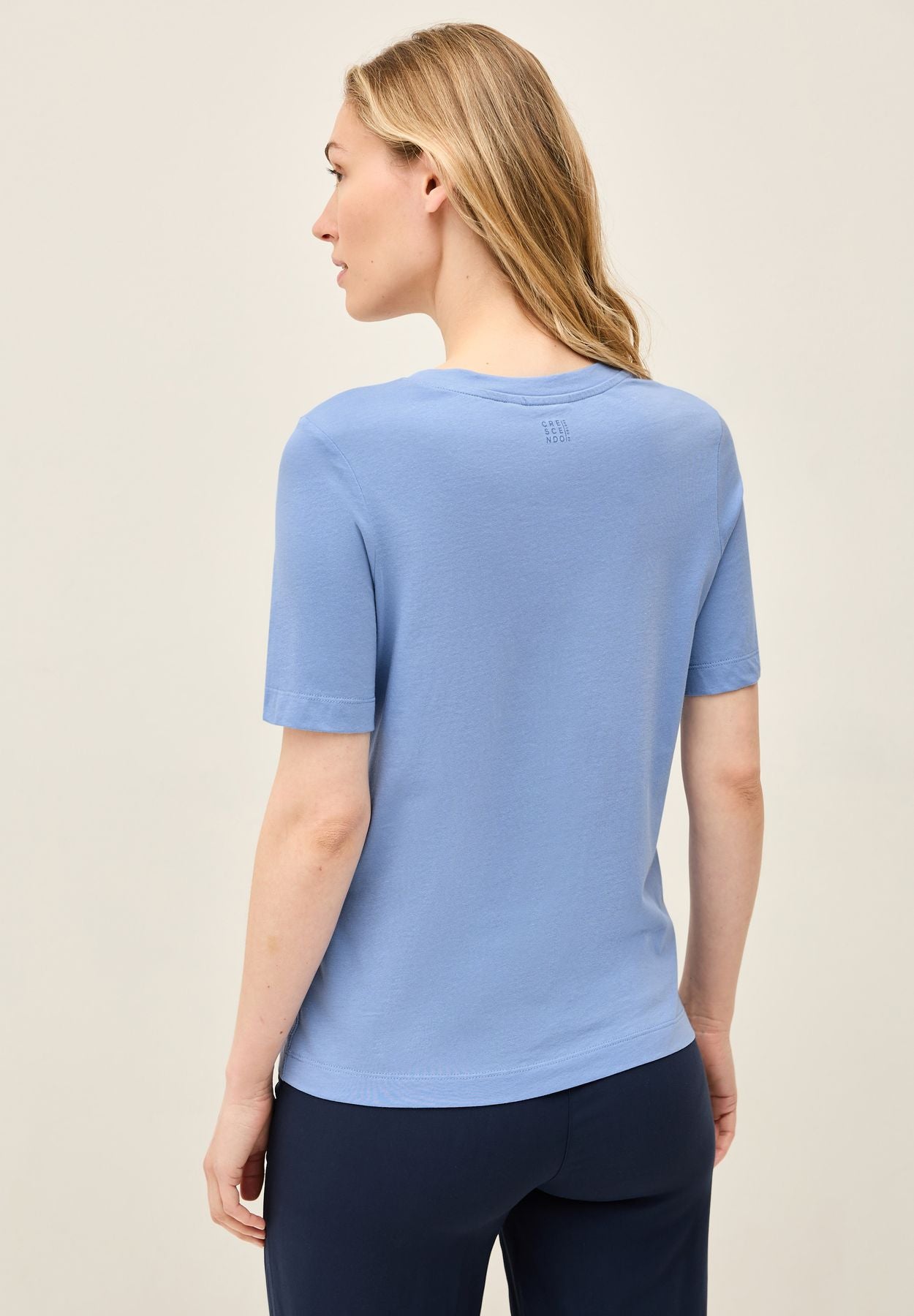 Shirt mit Schmucksteinen