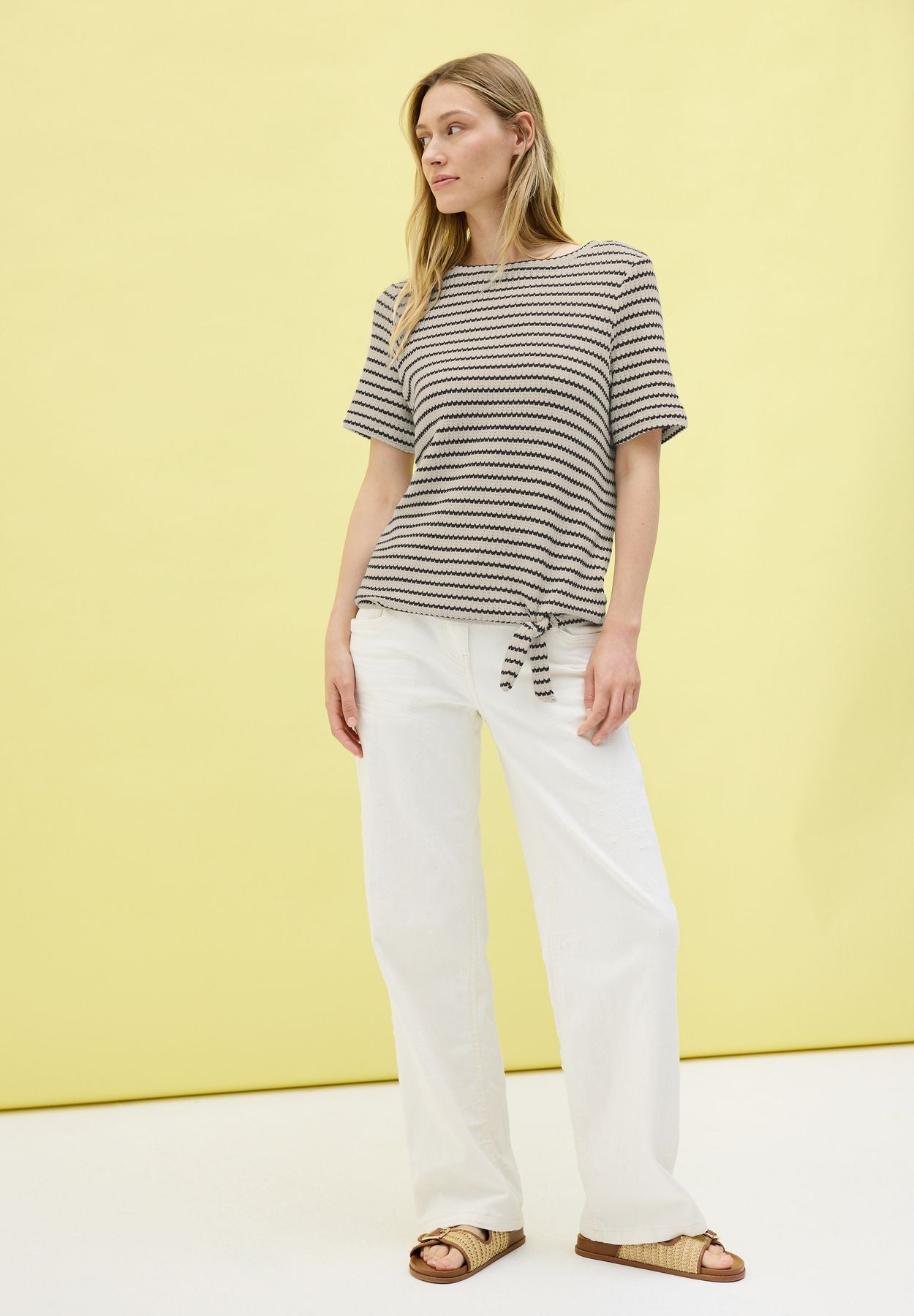 Gestreiftes Ajour T-Shirt