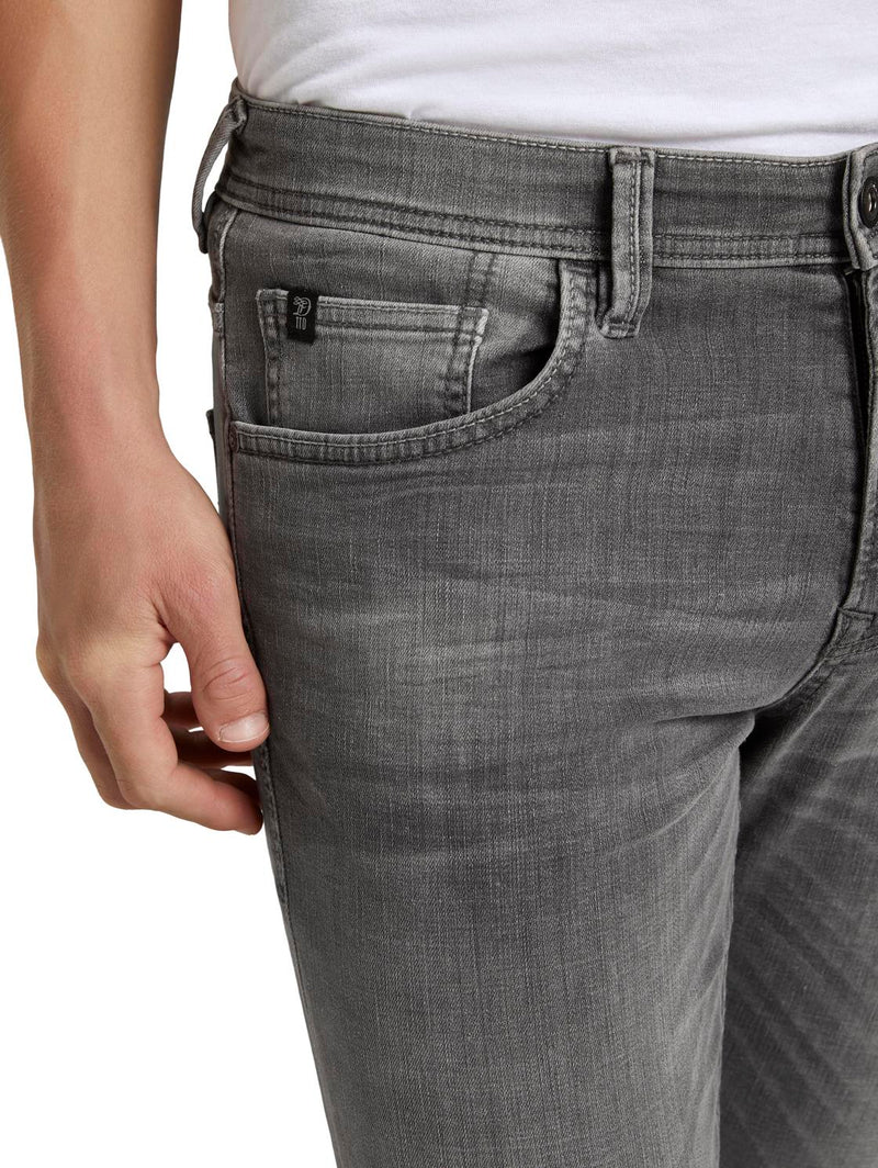 Straight-Fit Jeans AEDAN